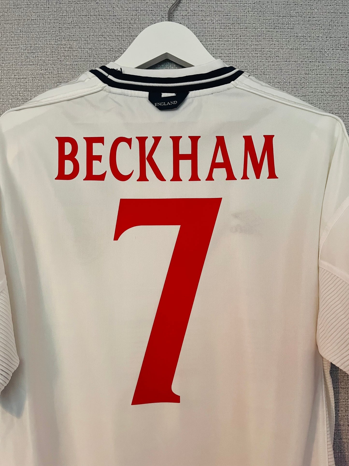 England home football shirt 1999/2000 Beckham XL