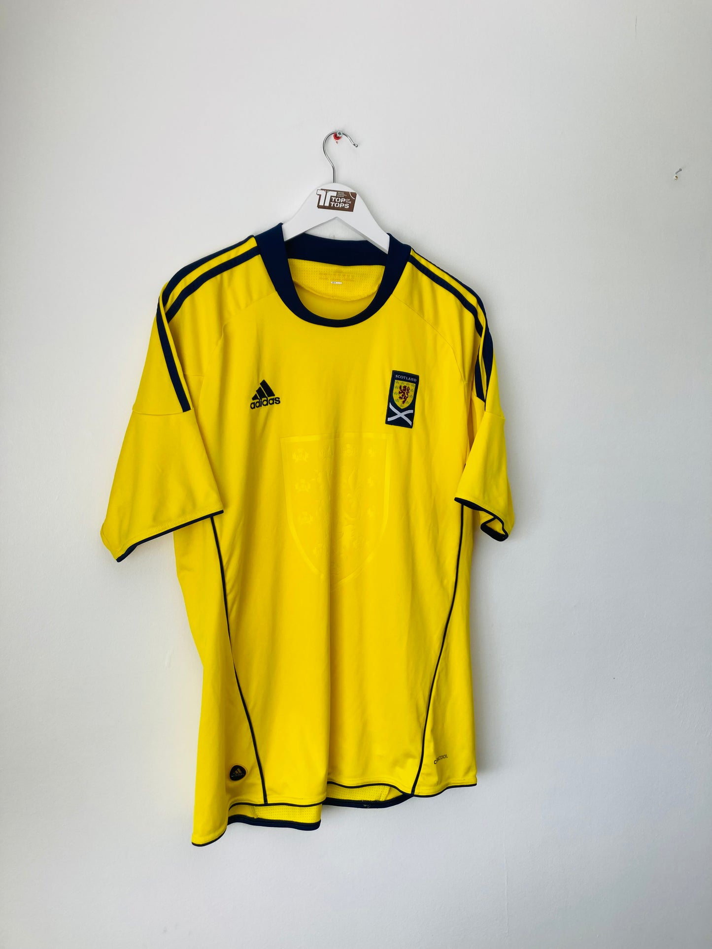 Scotland away football shirt 2010/11 Large