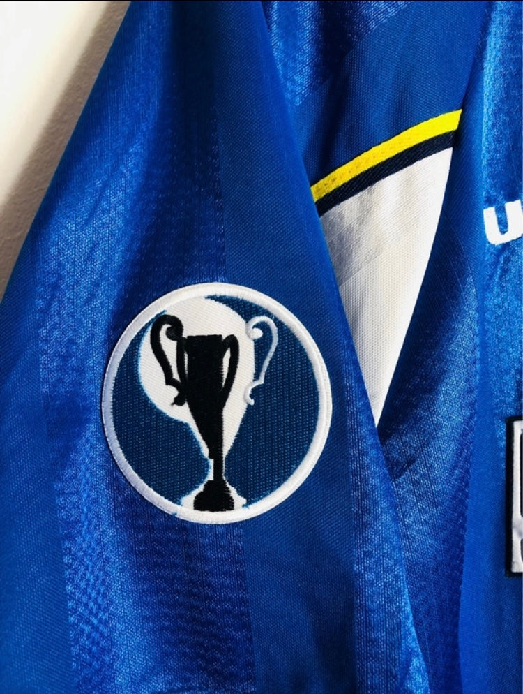 Chelsea home football shirt
1997/98 Vialli XL