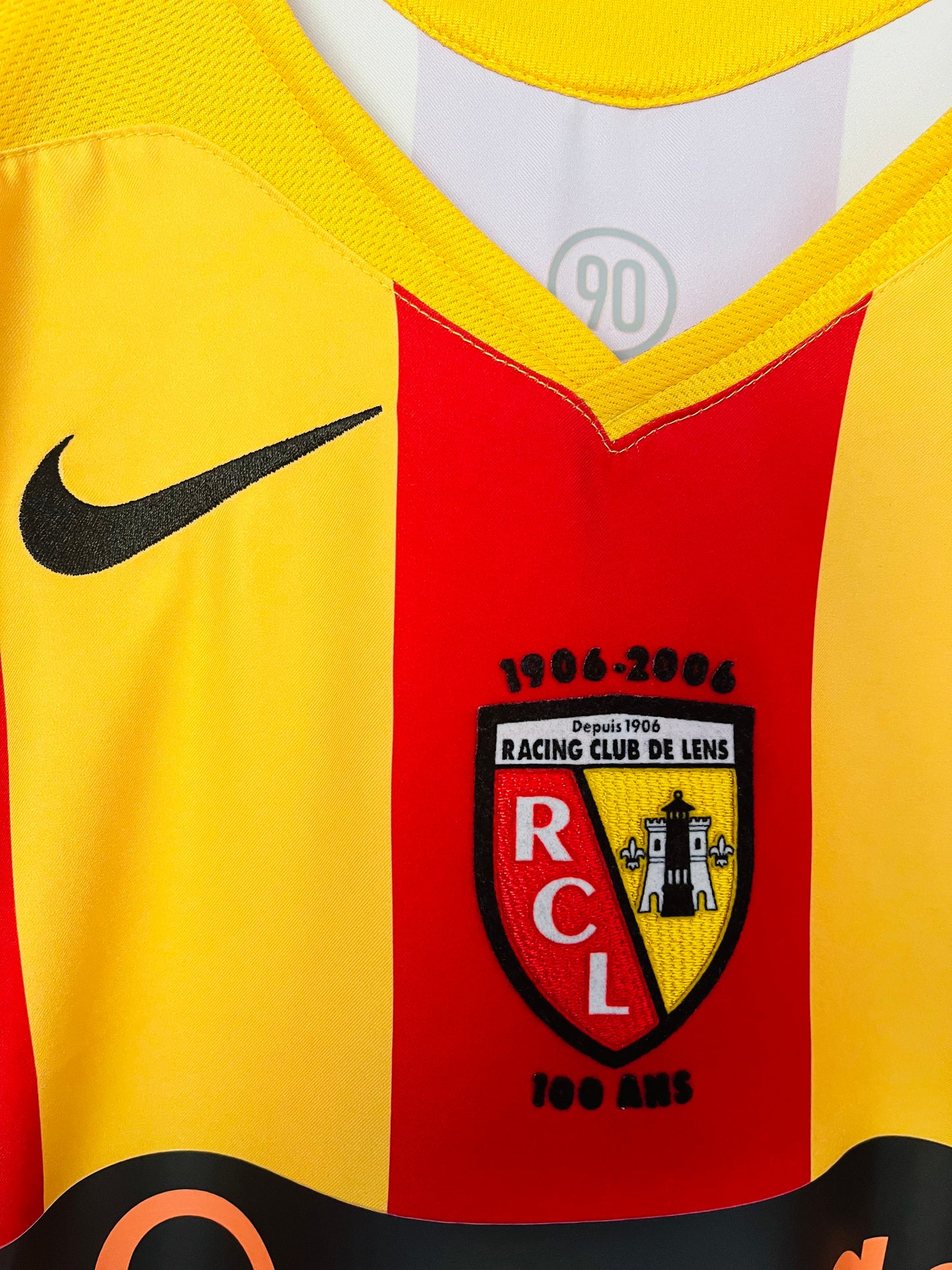 Lens home football shirt 2005/06 Keita XL