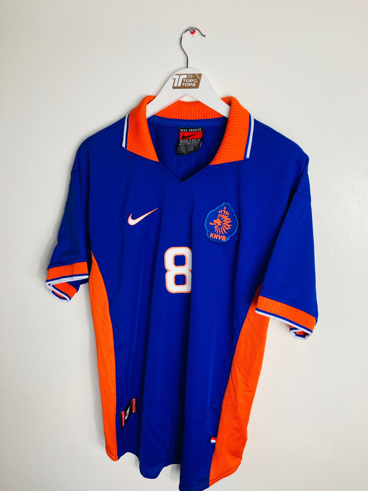 Holland Netherlands away football shirt
1997/98 Bergkamp XL