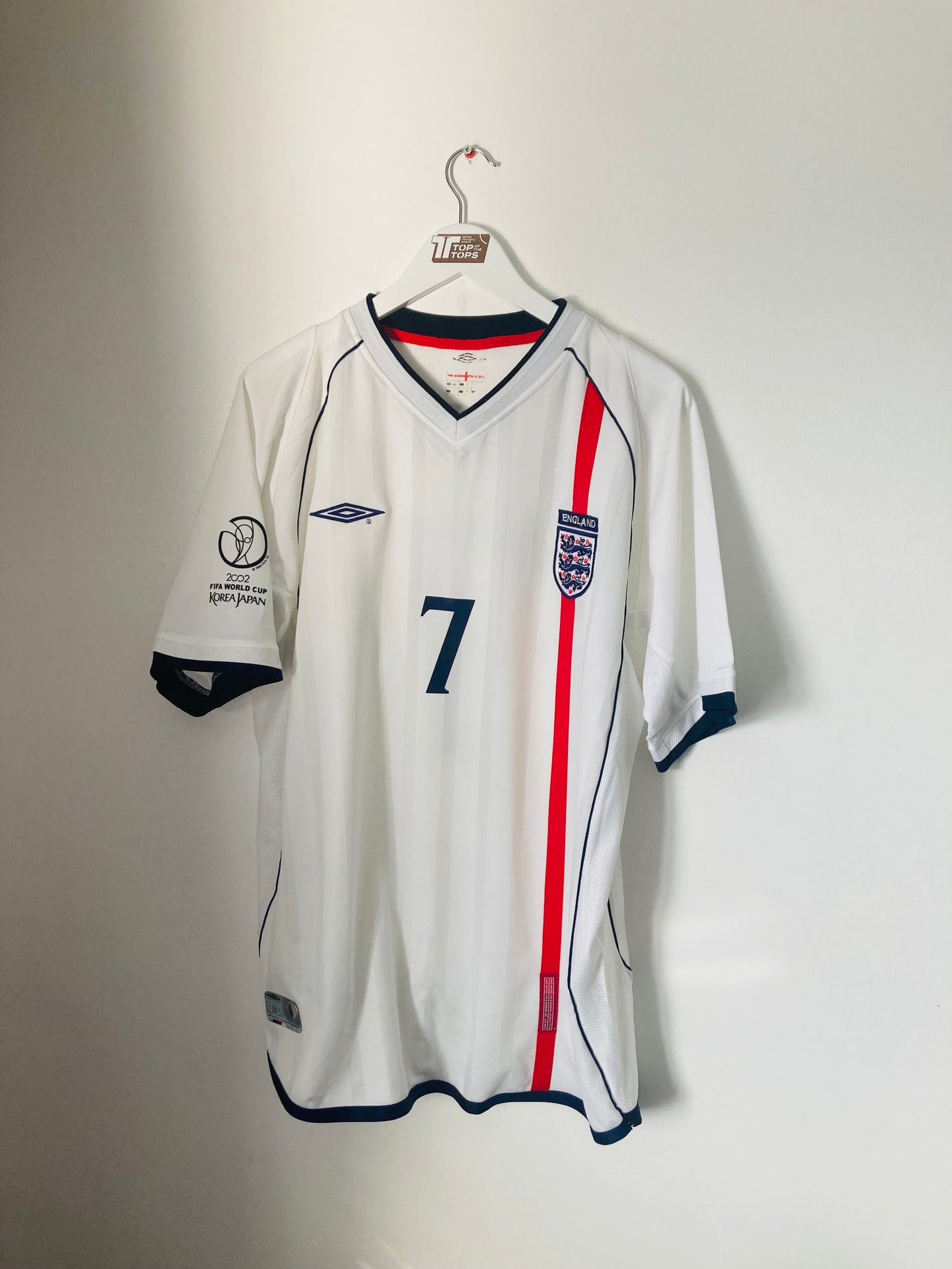 England home football shirt
W/C 2002 Beckham XL