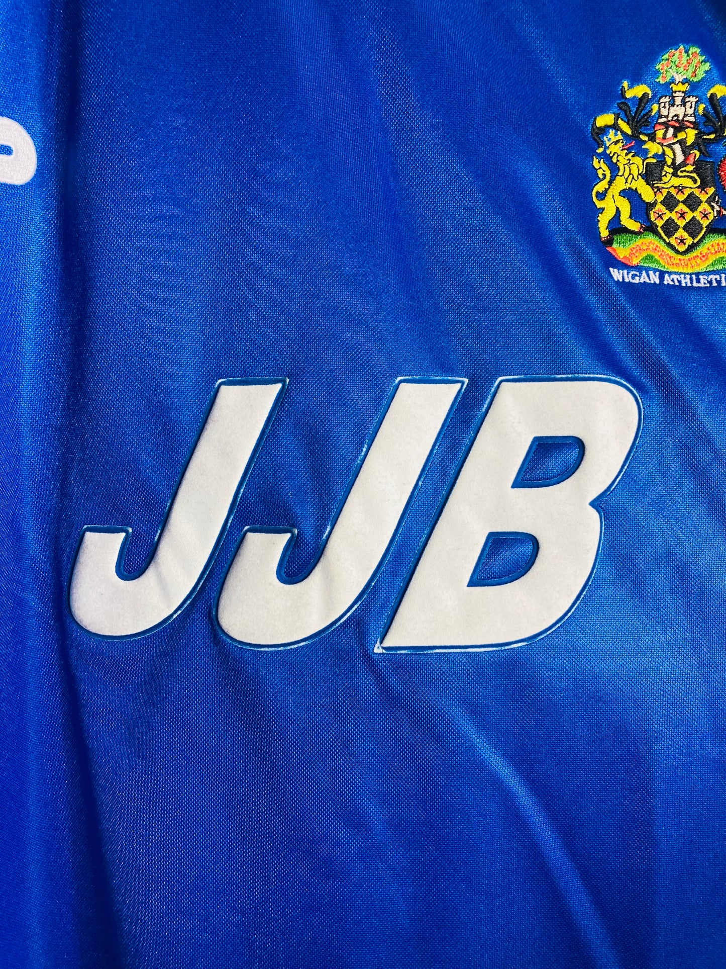 Wigan Athletic home football shirt 2002/03 XL