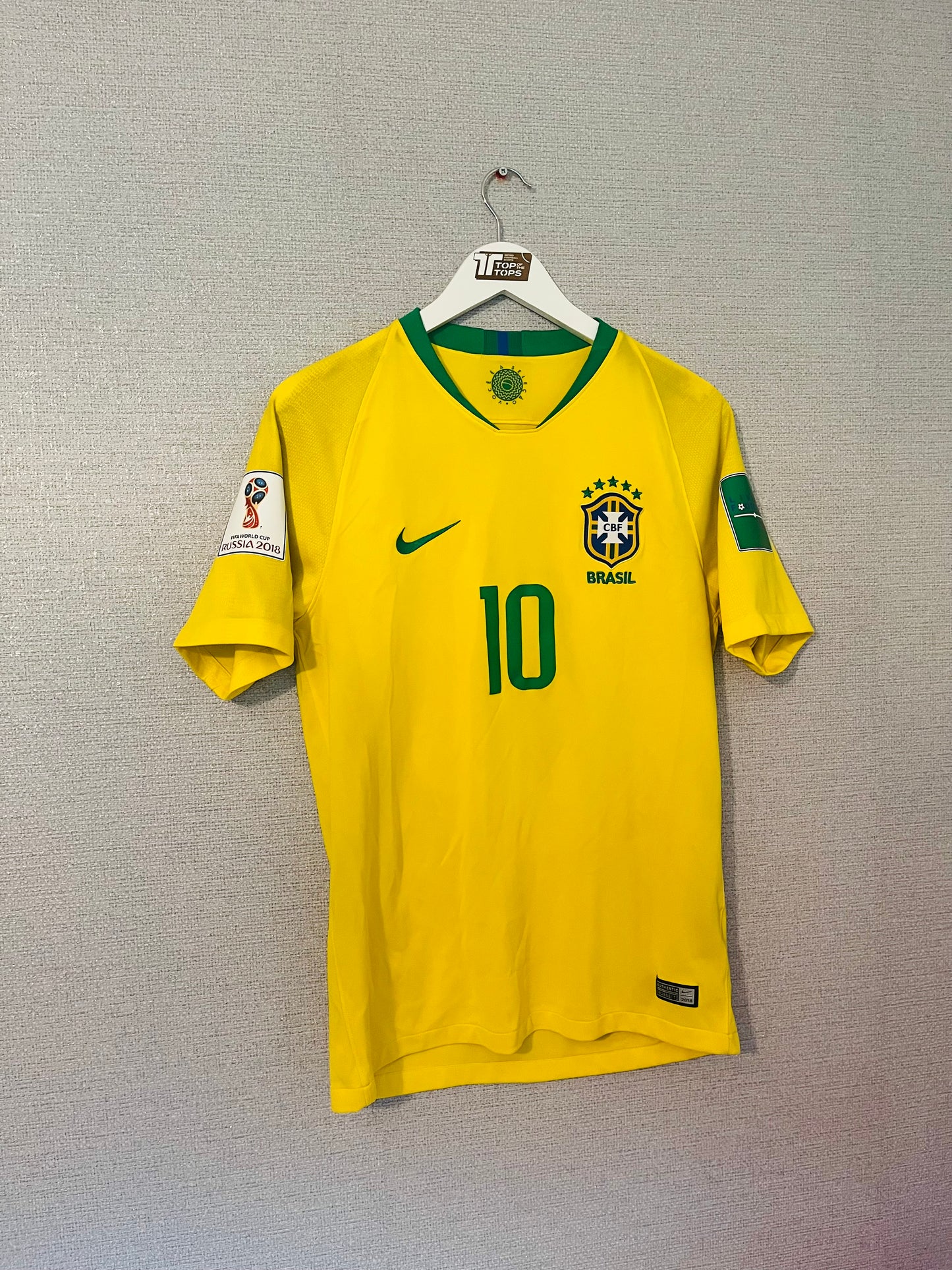 Brazil home football shirt            W/C 2018 Neymar Jr Medium