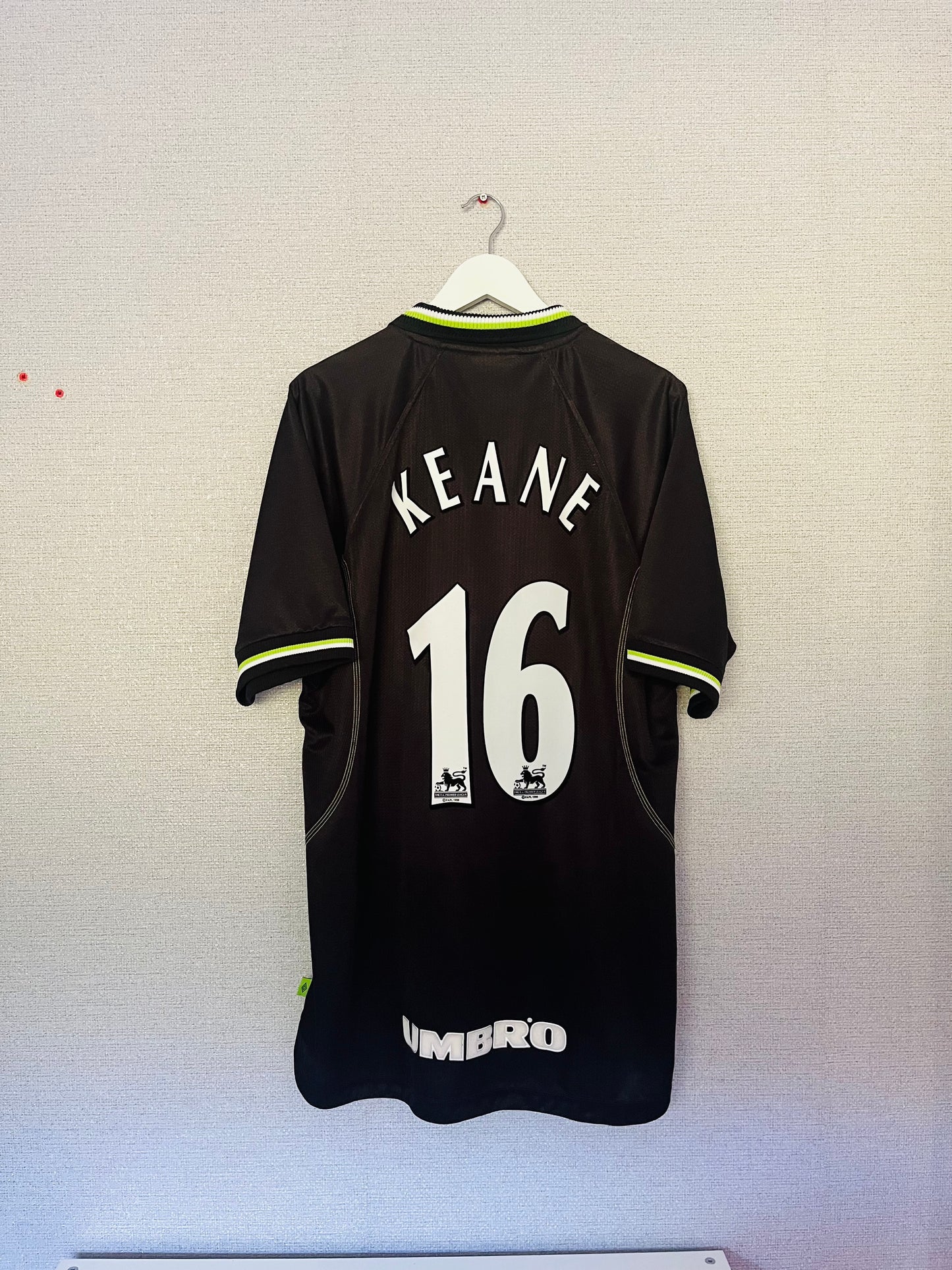 Manchester United third football shirt 1998/99 Keane XL
