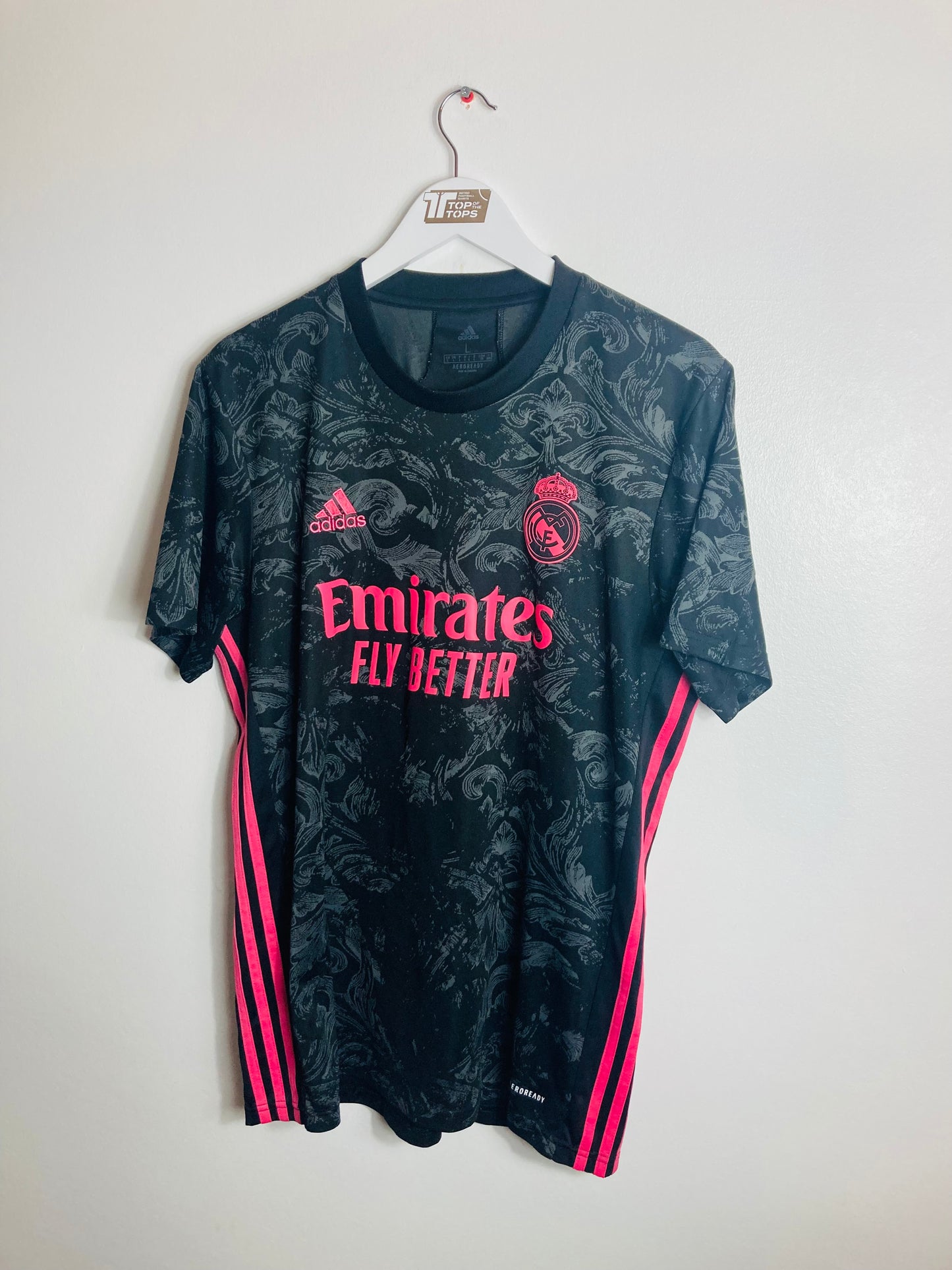 Real Madrid third football shirt 2020/21 Valverde Large