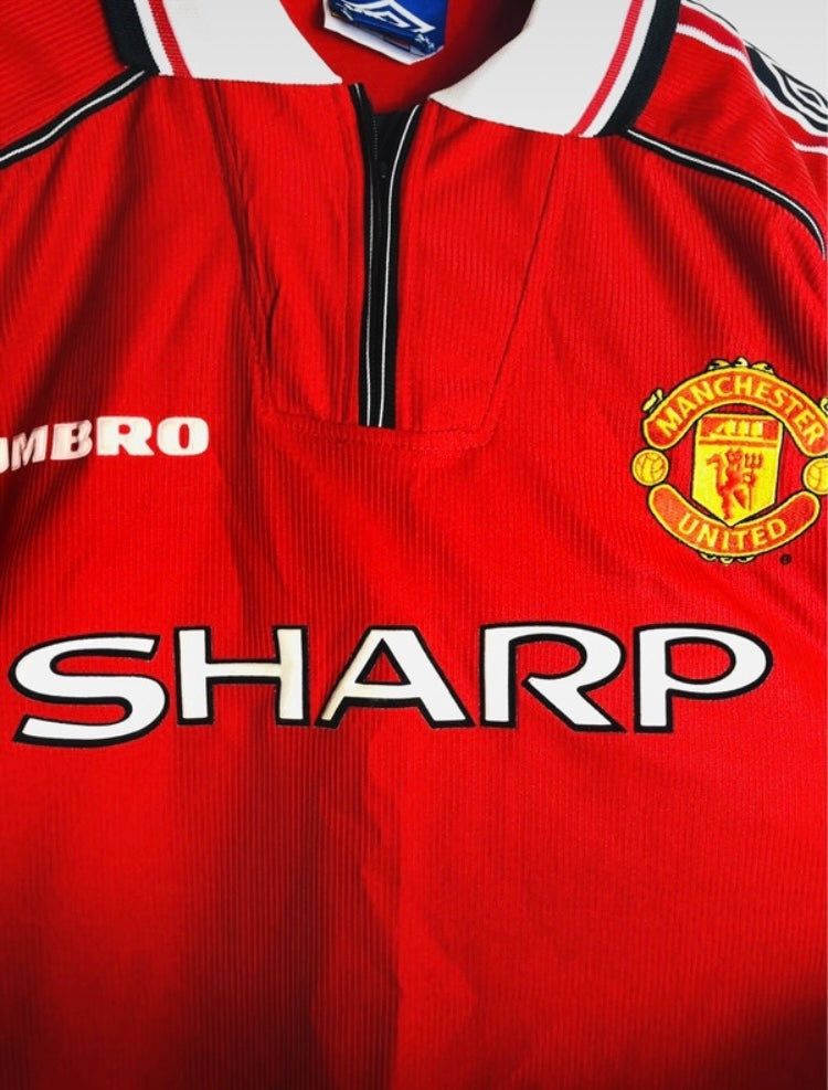 Manchester United home football shirt Beckham Medium