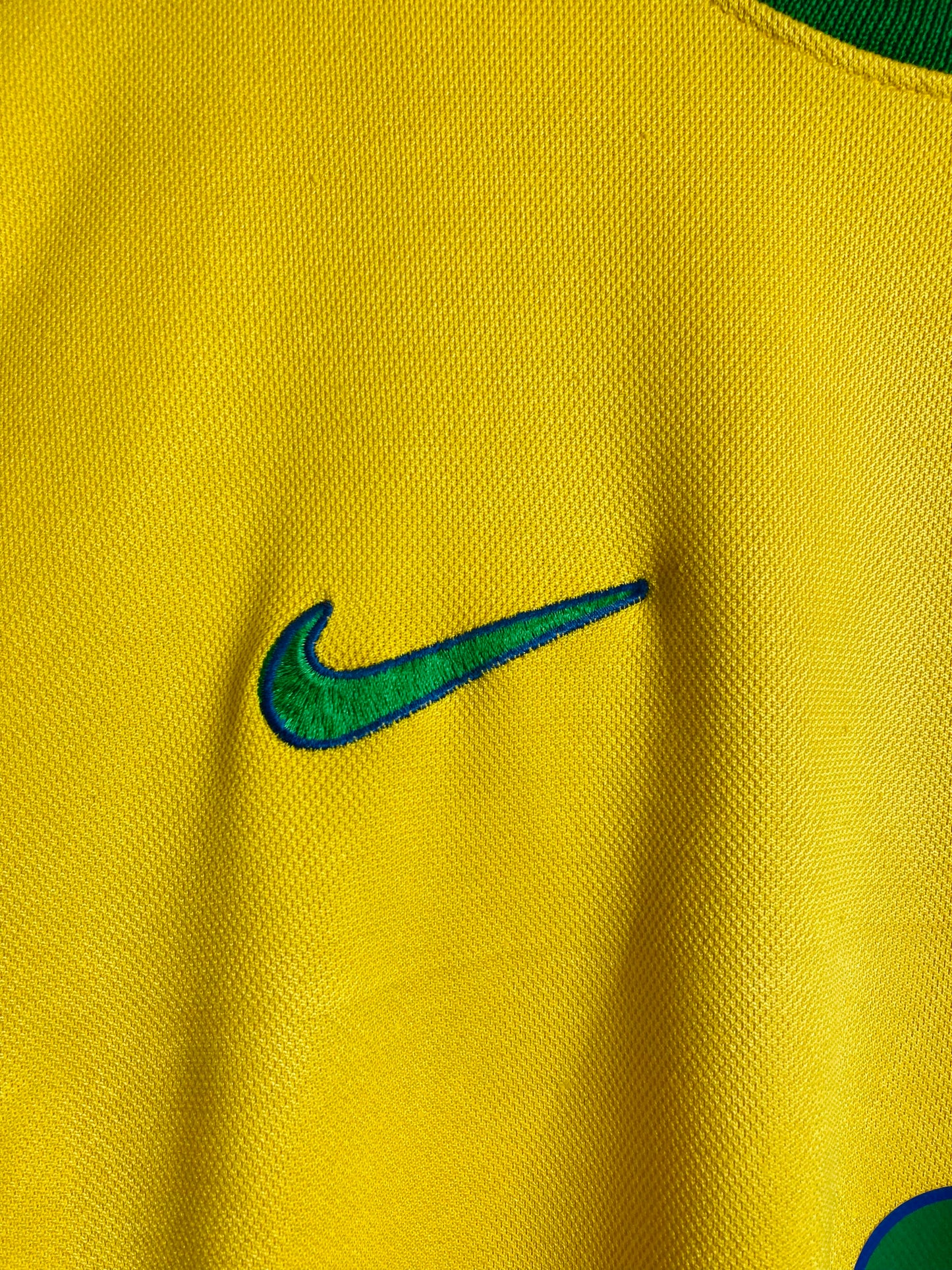 Brazil home football shirt R9 W/C 98 medium