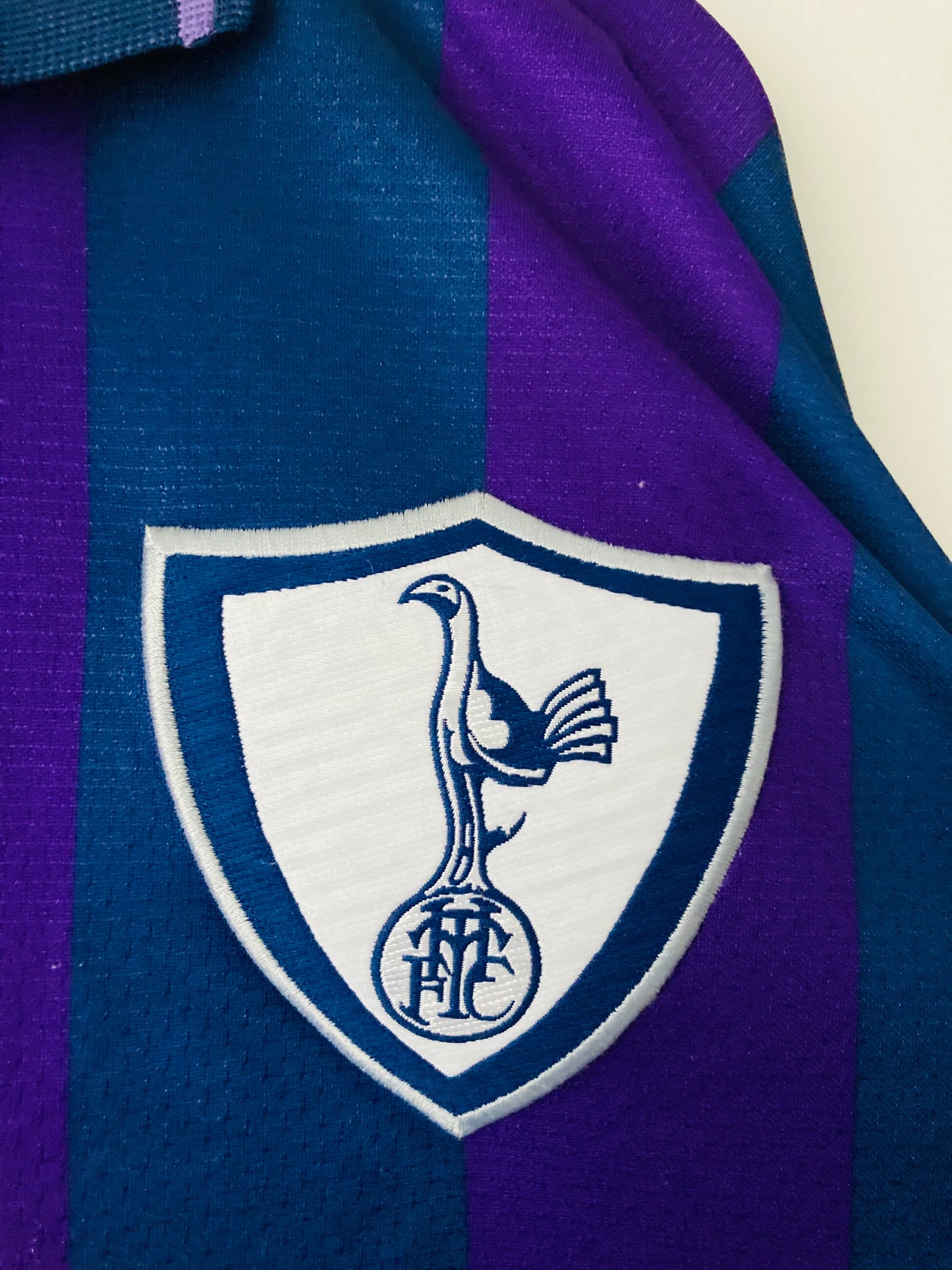Tottenham Hotspur away football shirt
1995/97 Sheringham XL