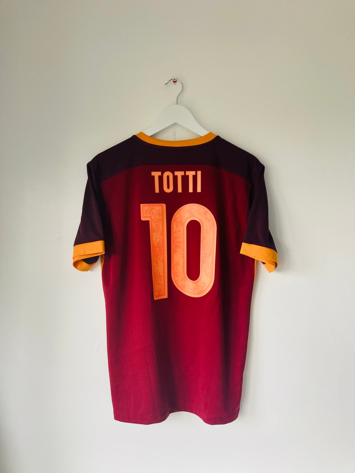 Roma home football shirt 2015/16 Totti Medium