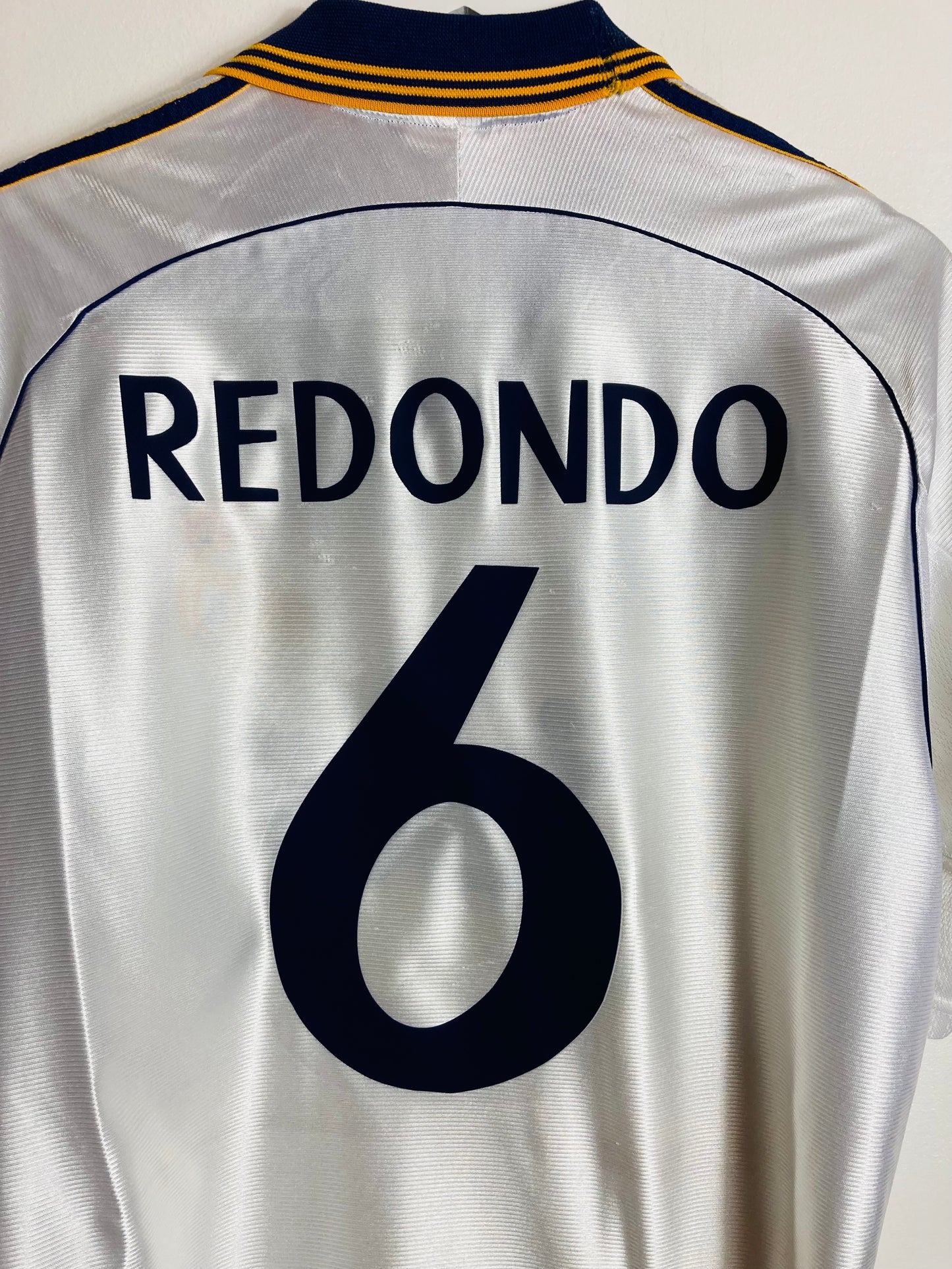 Real Madrid home football shirt 1998/2000 Redondo Medium