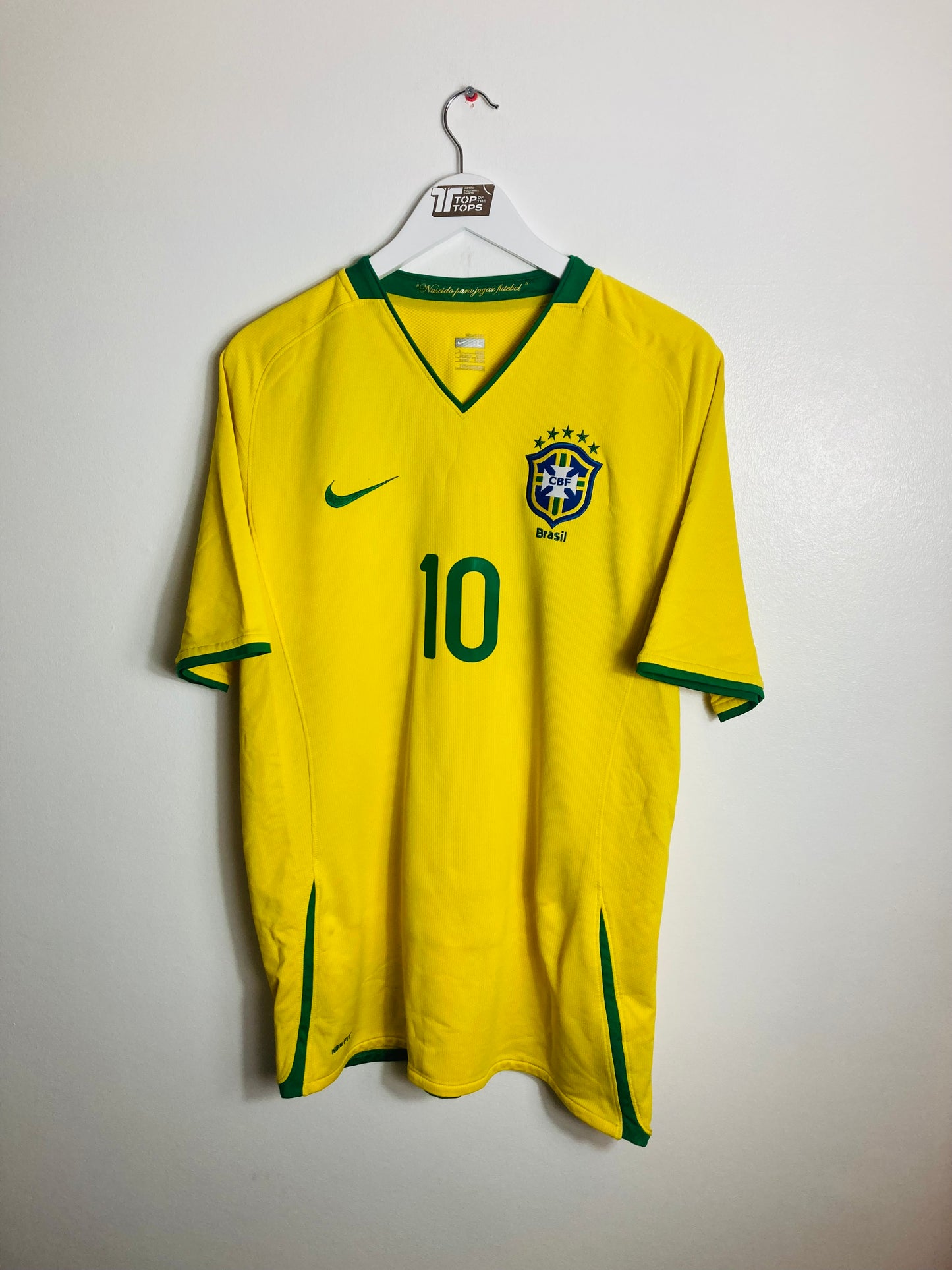 Brazil home football shirt 2008/10 Ronaldinho Large
