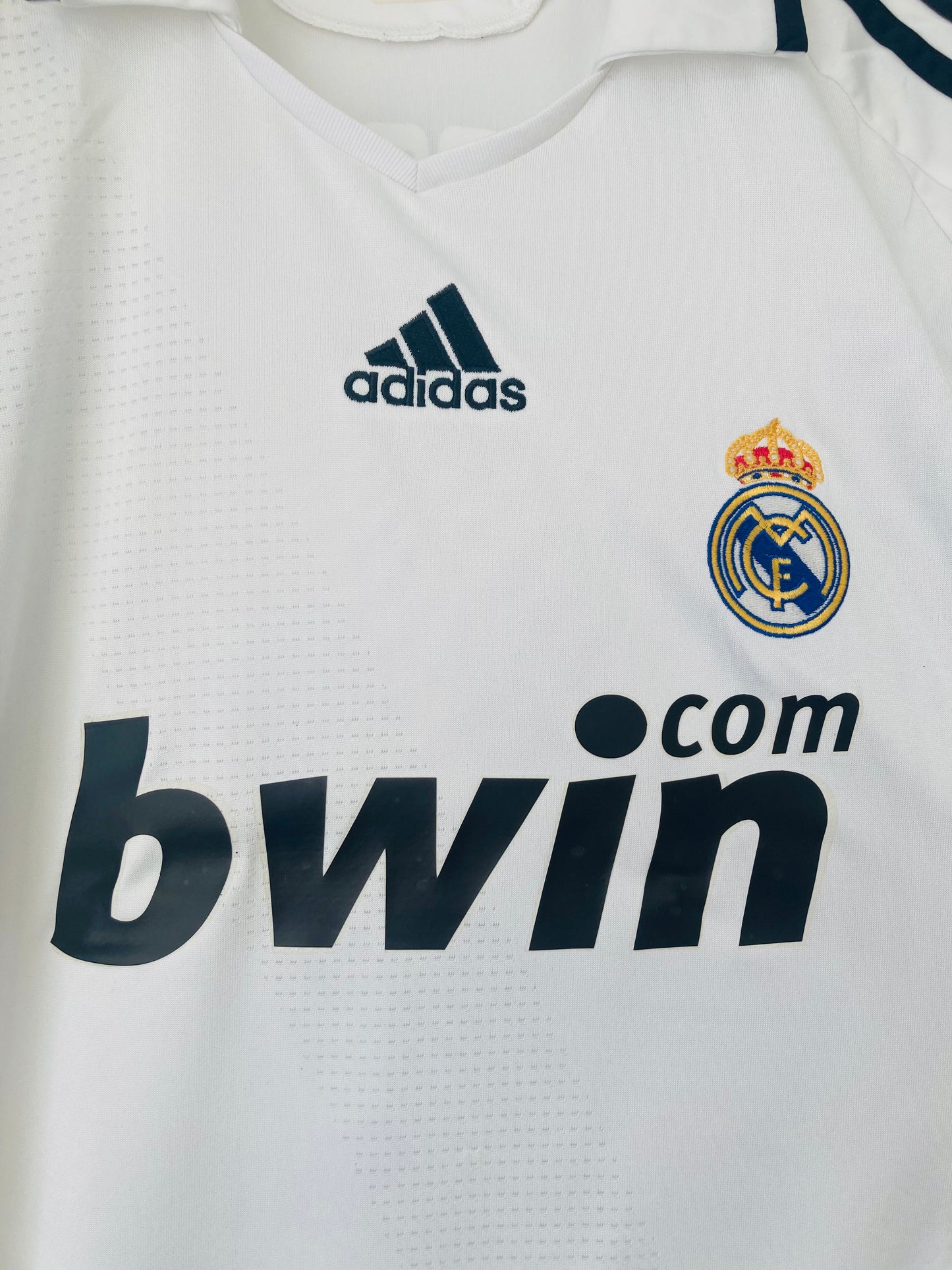 Real Madrid home football shirt 2008/09 Van Der Vaart Large
