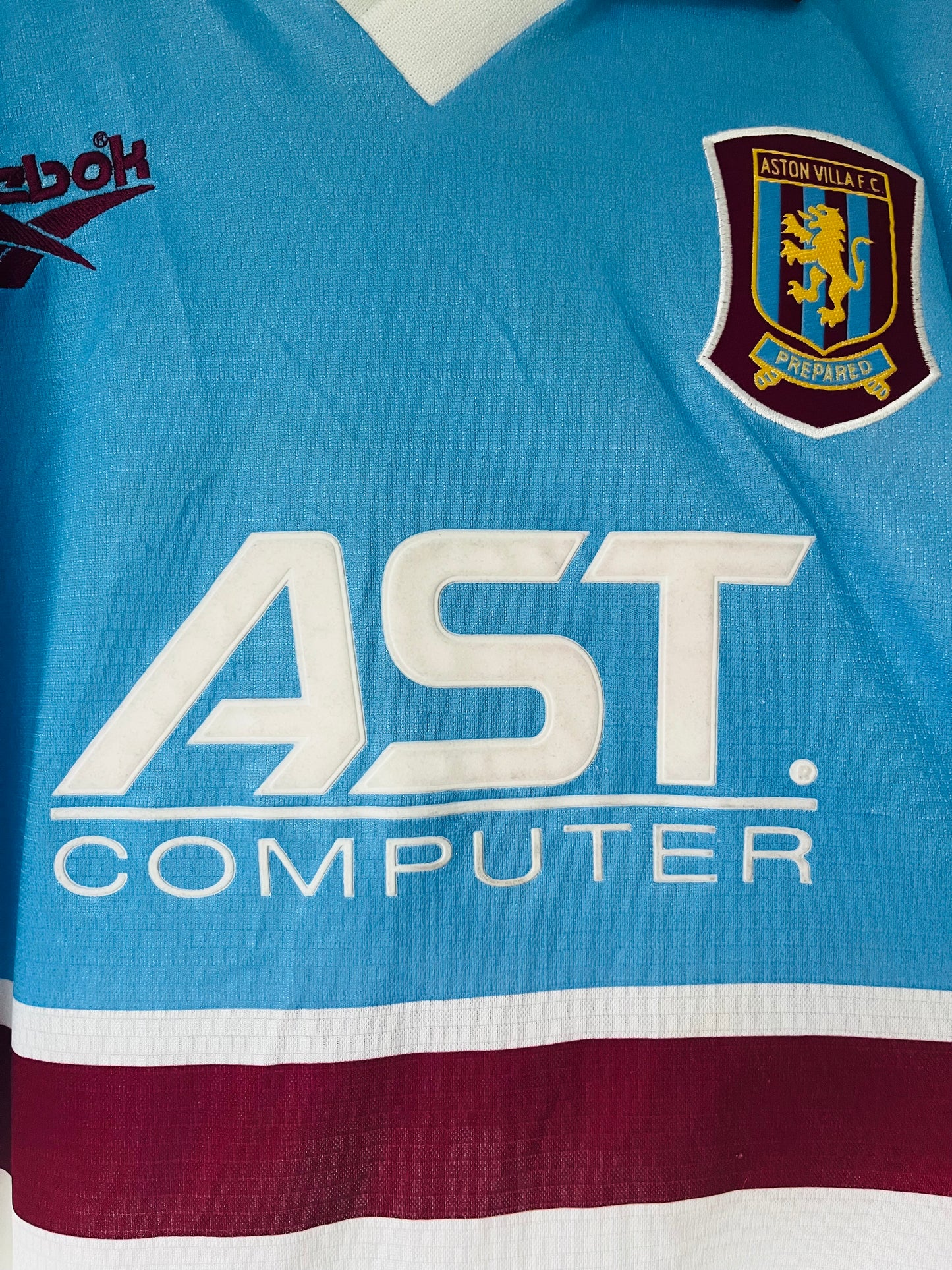 Aston Villa away football shirt 1997/98 Yorke Medium
