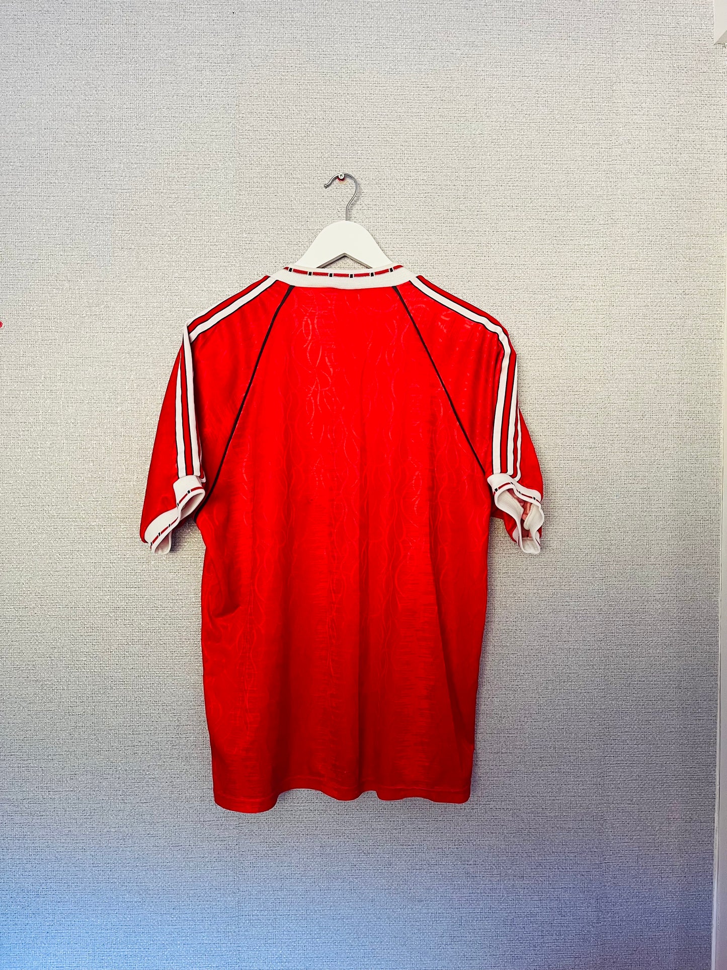 Manchester United home football shirt 1990/92 Large