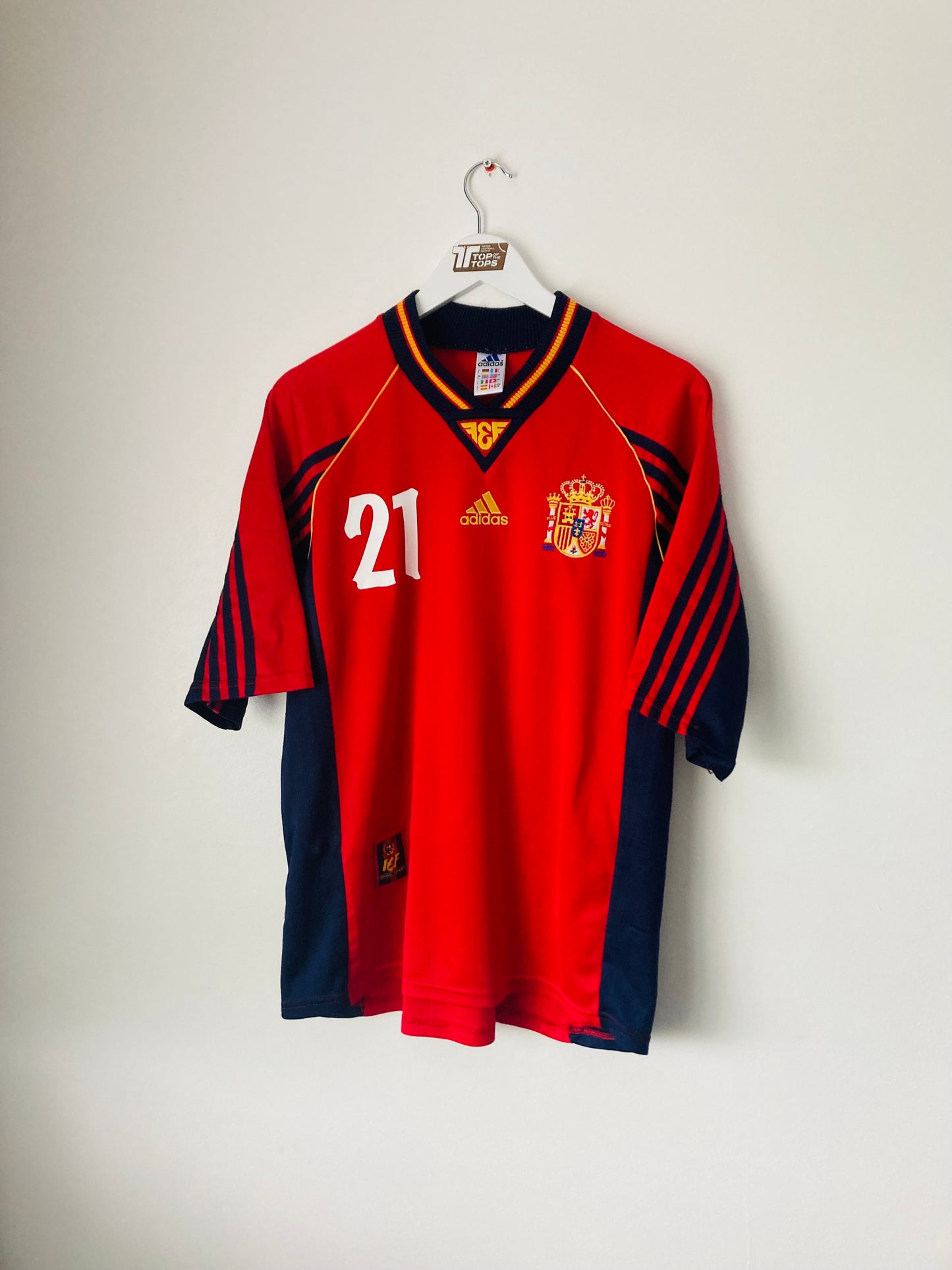 Spain home football shirt
W/C1998 Luiz Enrique Large