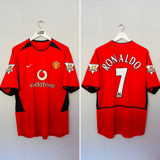 Manchester United home football shirt 2003/04 CR7 Large
