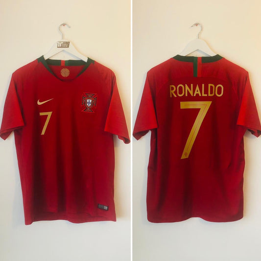 Portugal 2018 Red Home Football Shirt (L)