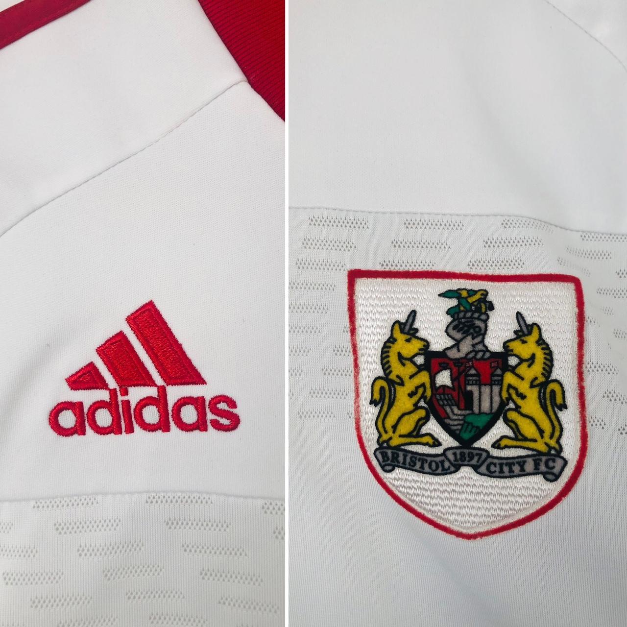 Bristol City 2010/2011 White Football Shirt (L)