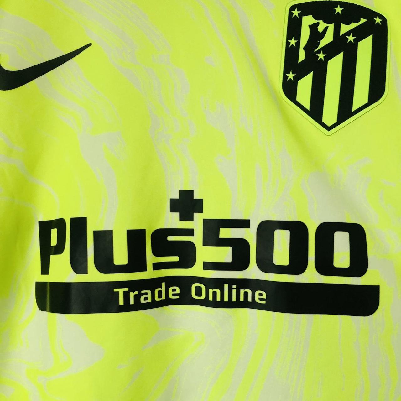 Atletico Madrid 2020/2021 Neon Third Football Shirt (L)