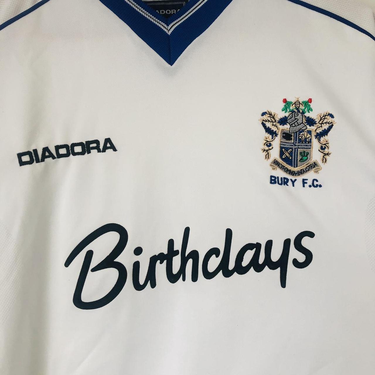 Bury 2001/2002 White Home Football Shirt (M)