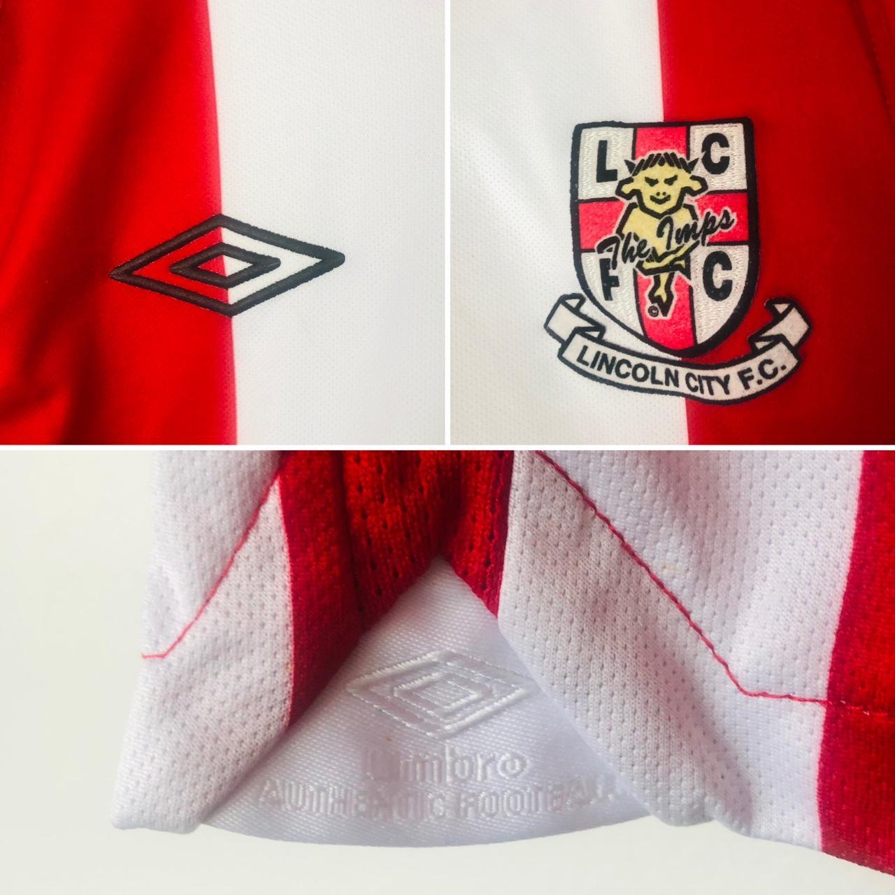 Lincoln City 2010/2011 Red 7 White Home Football Shirt (M)