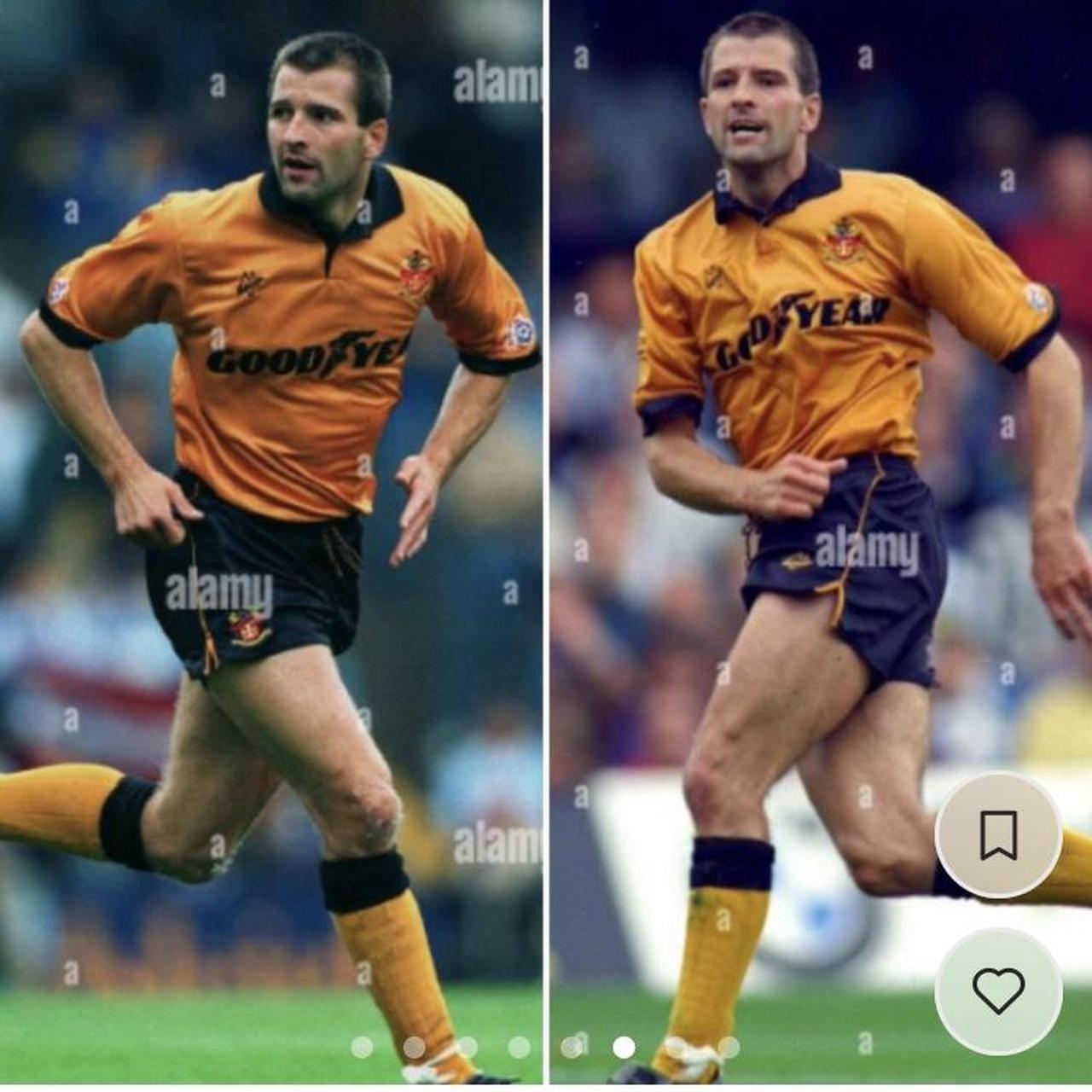 Wolverhampton Wanderers 1993/1994 Yellow Home Football Shirt (M)