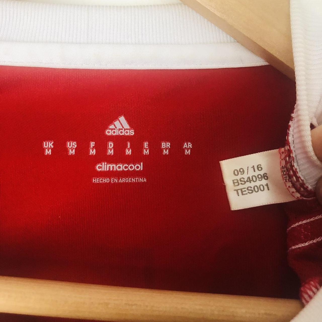 River Plate 2016/2017 Red & White Away Football Shirt (M)