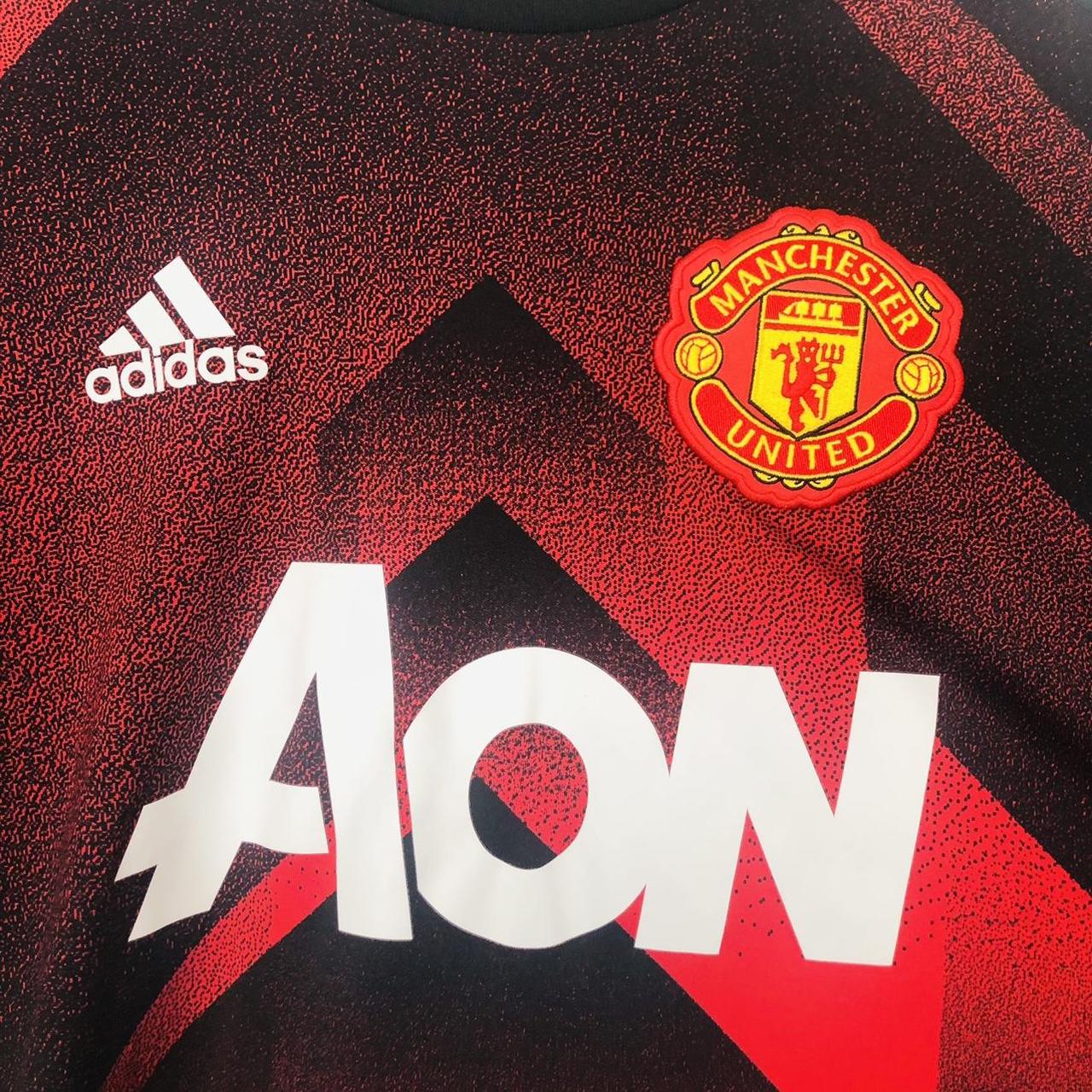 Manchester United 2017/2018 Red & Black Training Top (S)
