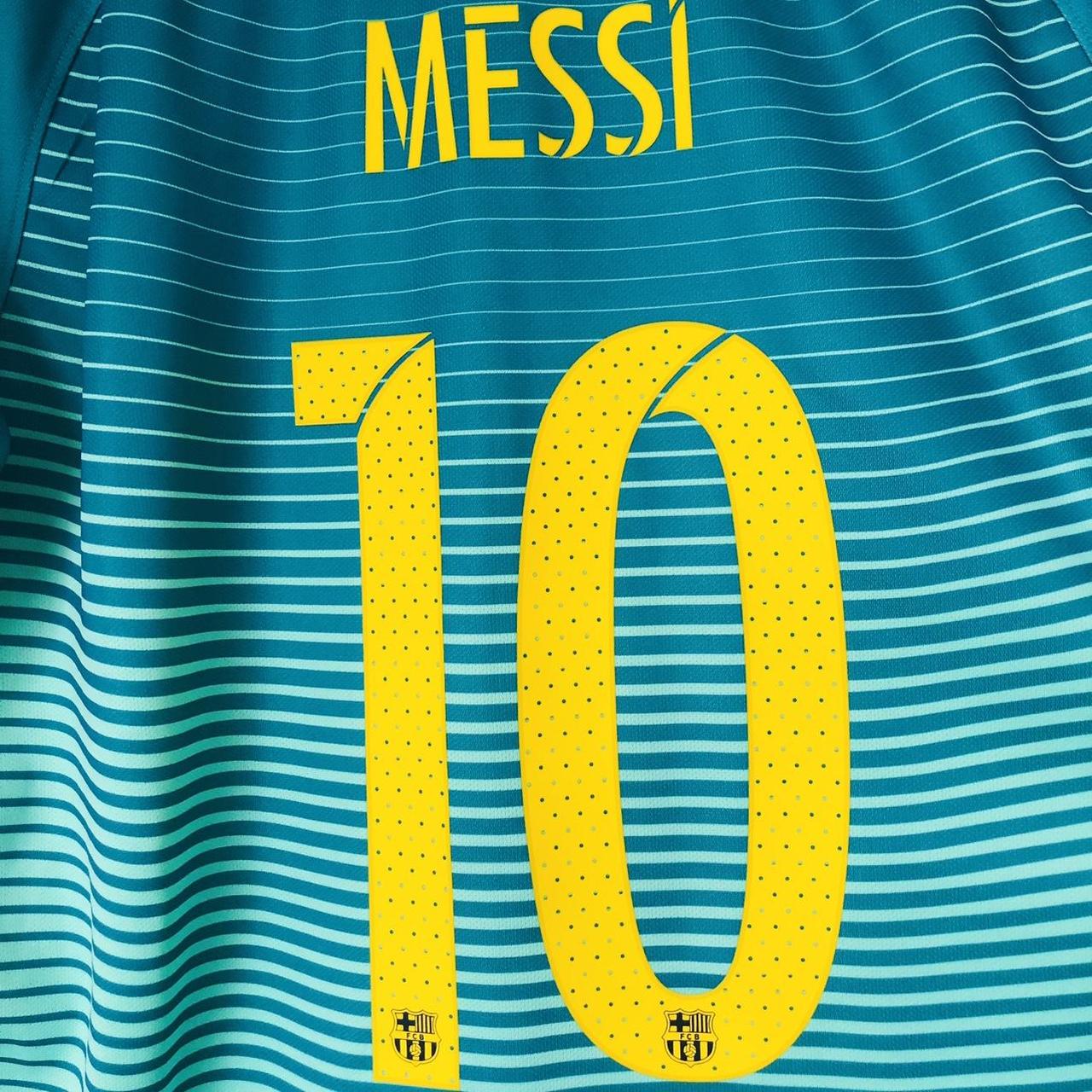 Barcelona 2016/2017 Blue Third Football Shirt (XL)