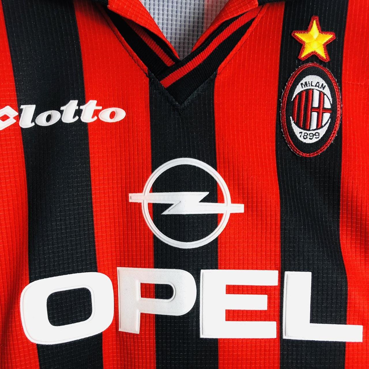 AC Milan 1997/1998 Red & Black Home Football Shirt (L)