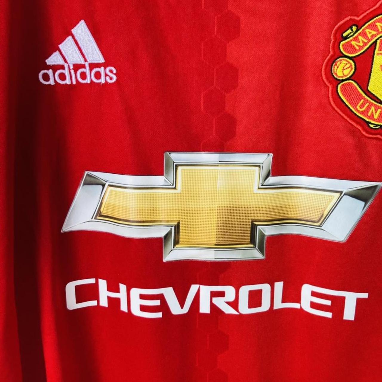 Manchester United 2016/2017 Red Home Football Shirt (S)