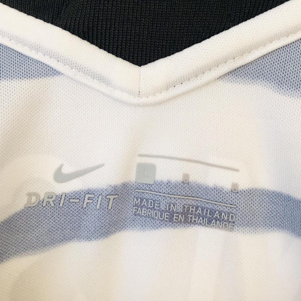 South Korea 2020/2021 Black & White Away Football Shirt (L)