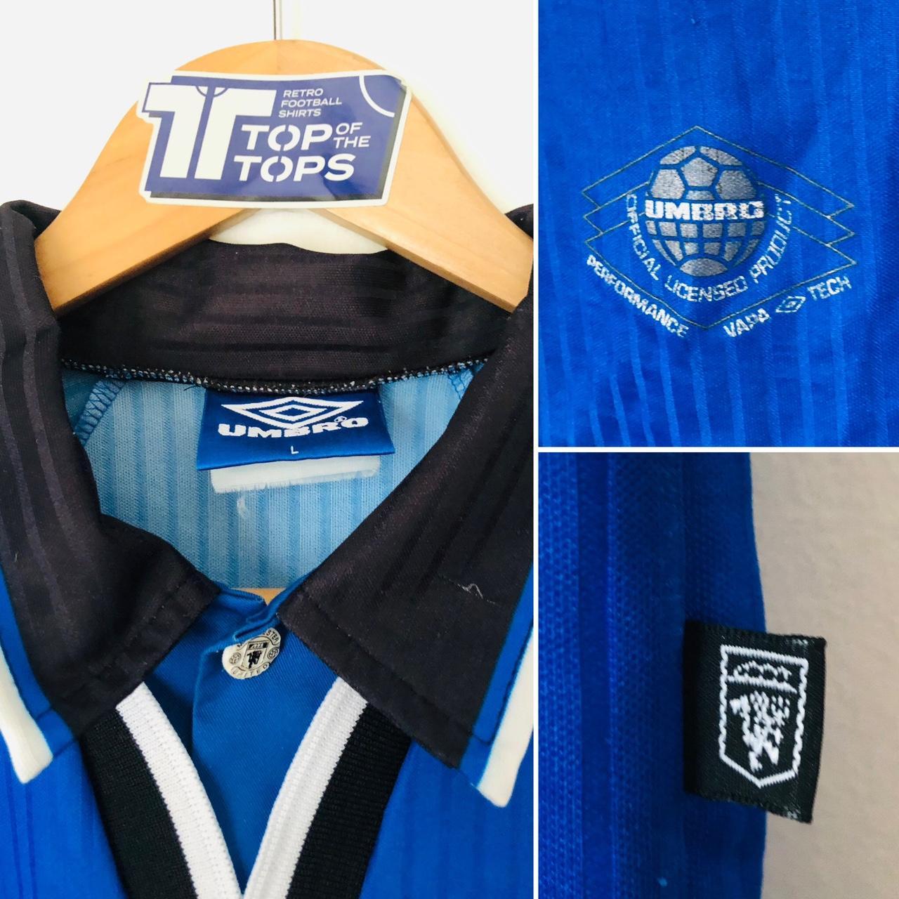 Manchester United 1996/1997 Blue Football Shirt (L)