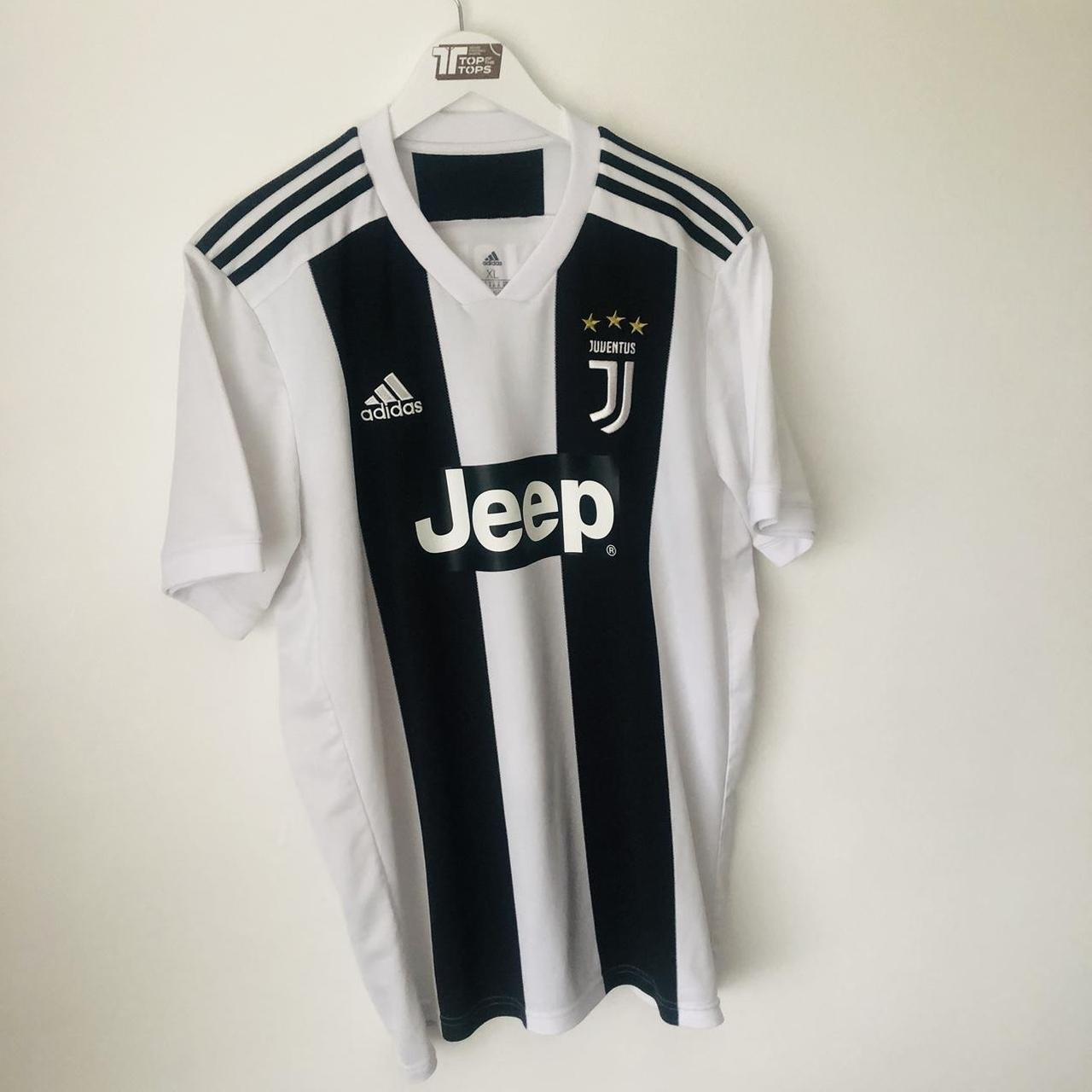 Juventus 2018/2019 Black & White Home Football Shirt (XL)