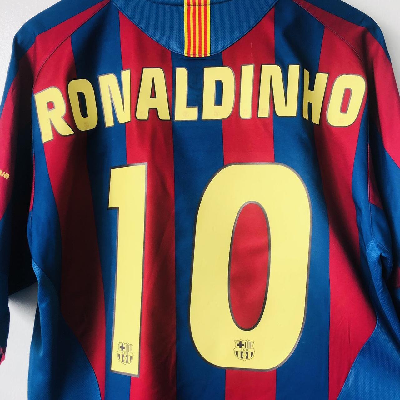 Barcelona 2005/2006 Red & Blue Football Shirt (L)