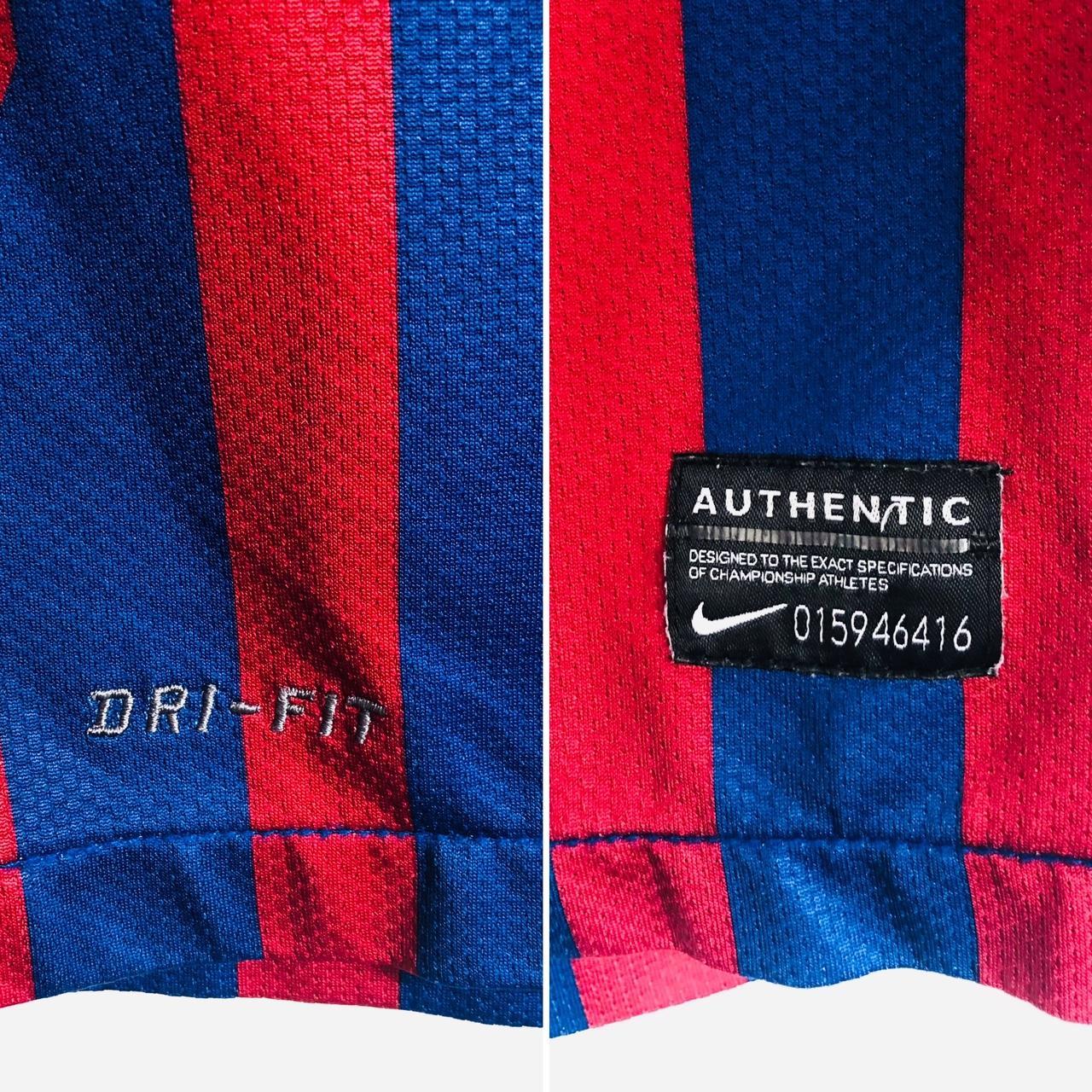 Barcelona 2011/2012 Red & Blue Home Football Shirt (M)