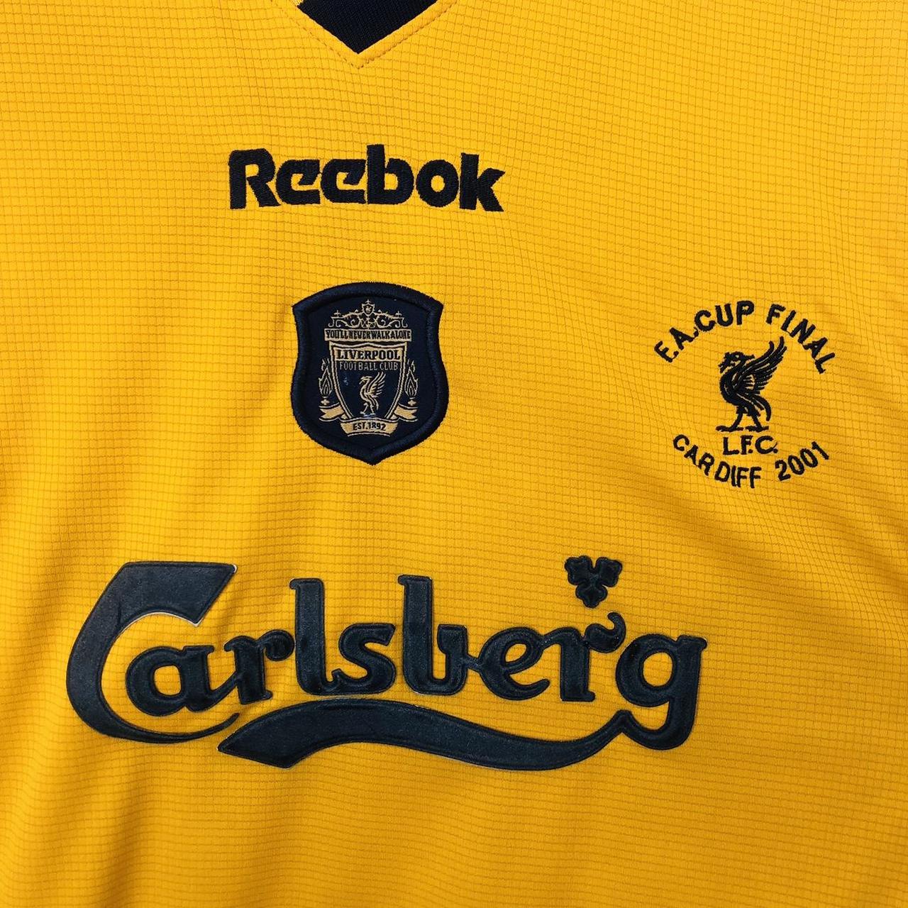 Liverpool 2000/2001 Yellow & Navy Football Shirt (L)