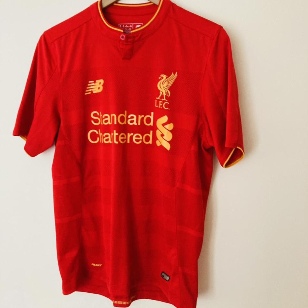 Liverpool 2016/2017 Red Home Football Shirt (S)