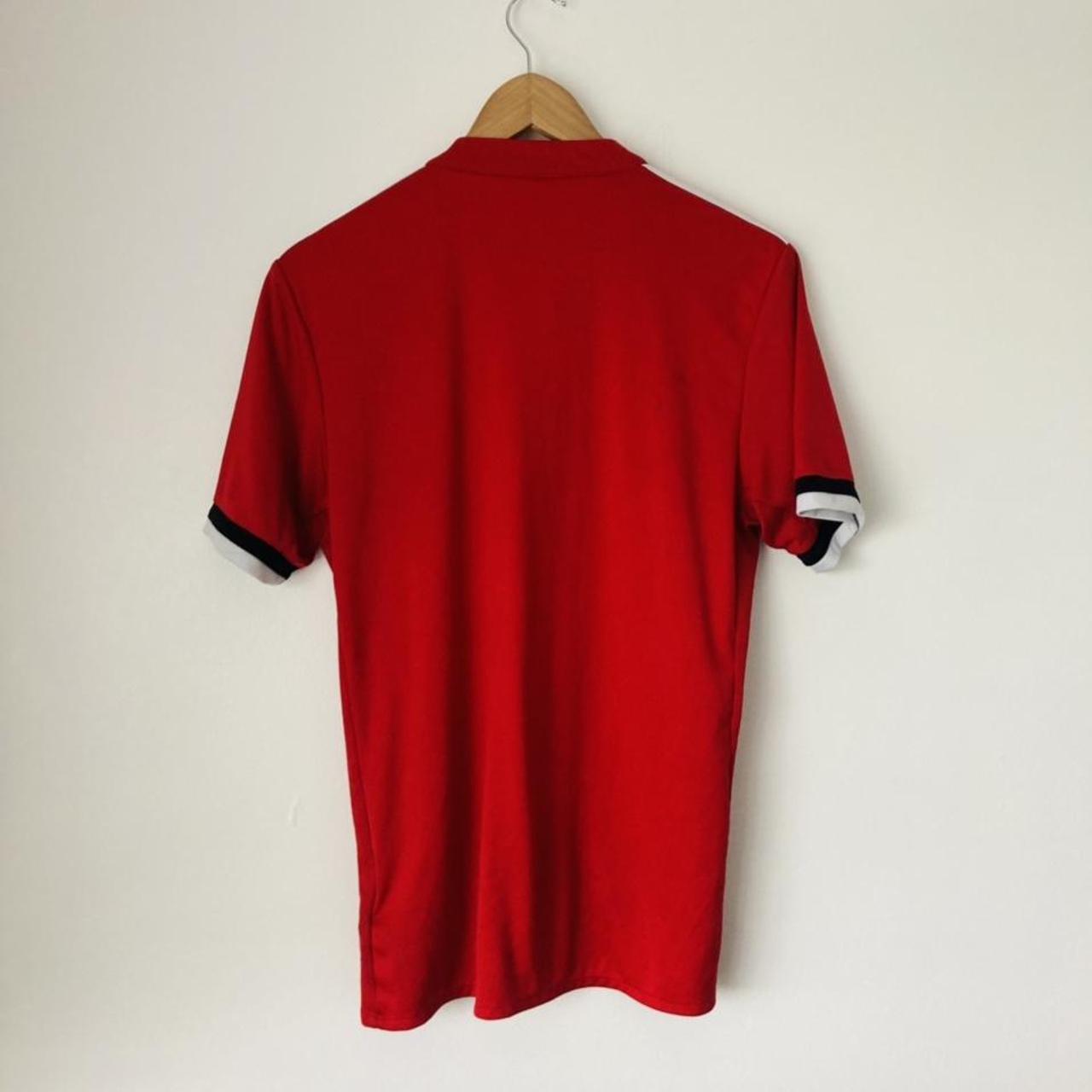 Manchester United 2017/2018 Red Home Football Shirt (M)