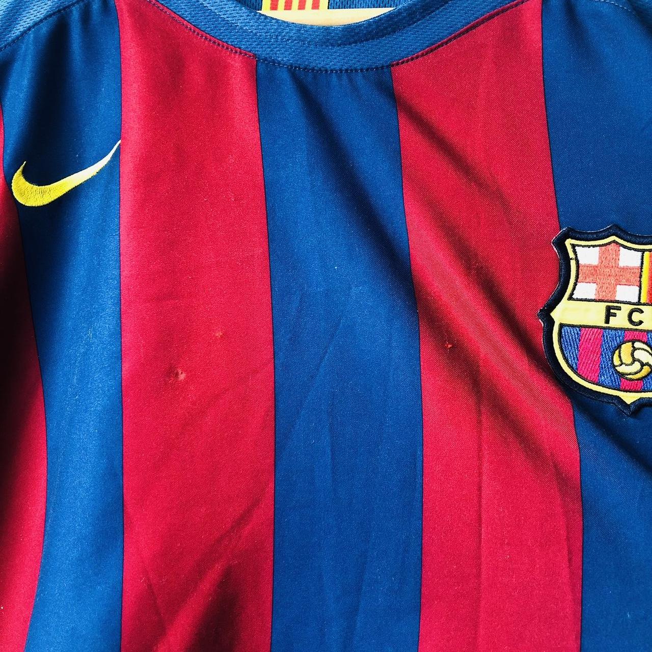 Barcelona 2005/2006 Red & Blue Football Shirt (L)