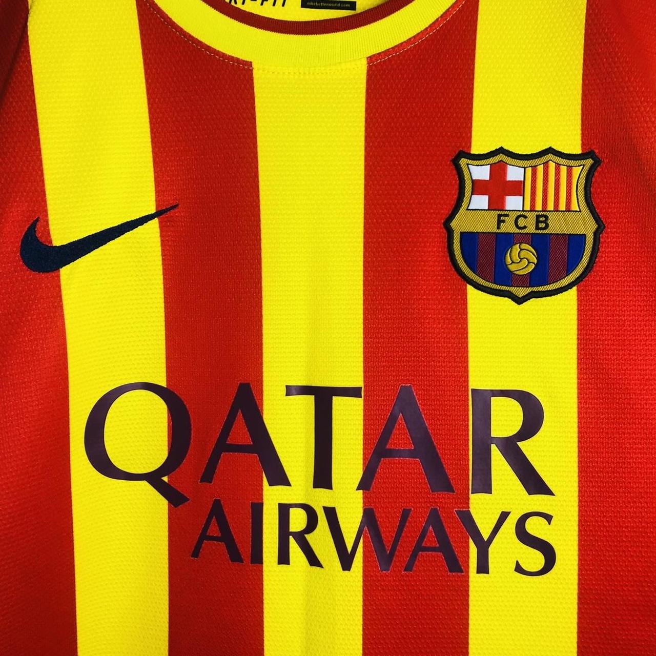 Barcelona 2013/2014 Red & Yellow Away Football Shirt (L)