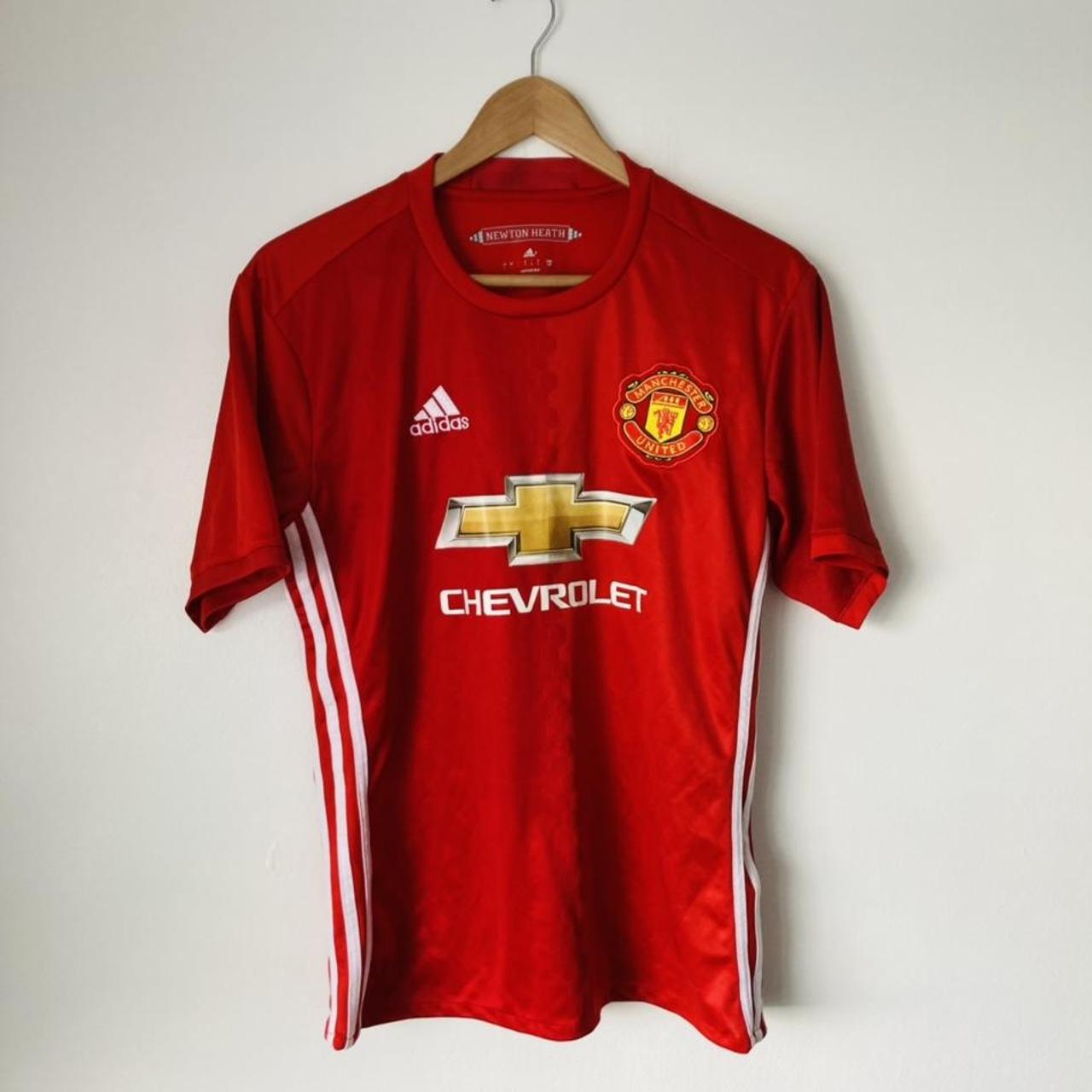 Manchester United 2017/2018 Red Home Football Shirt (M)