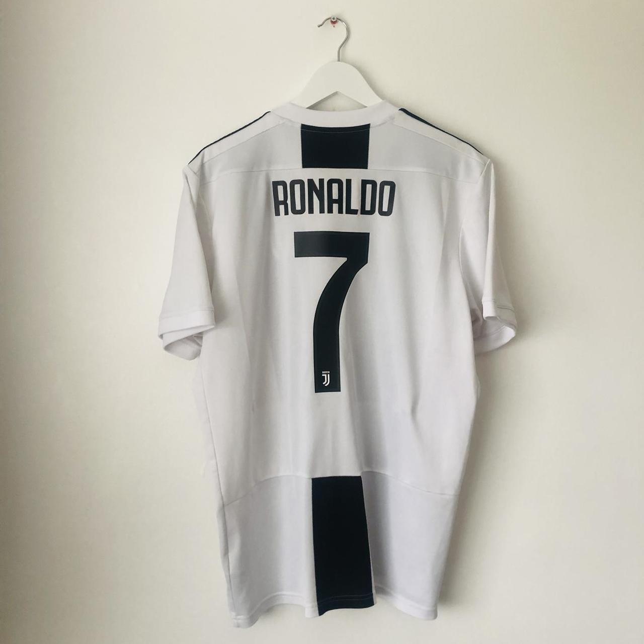 Juventus 2018/2019 Black & White Home Football Shirt (XL)