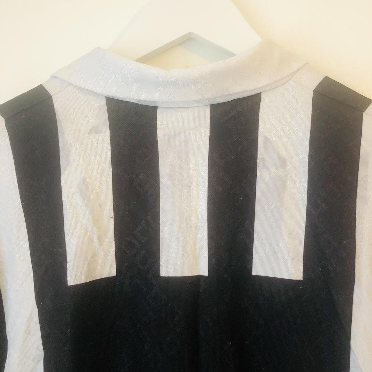 Juventus 1992/1994 Black & White Home Football Shirt (XL)