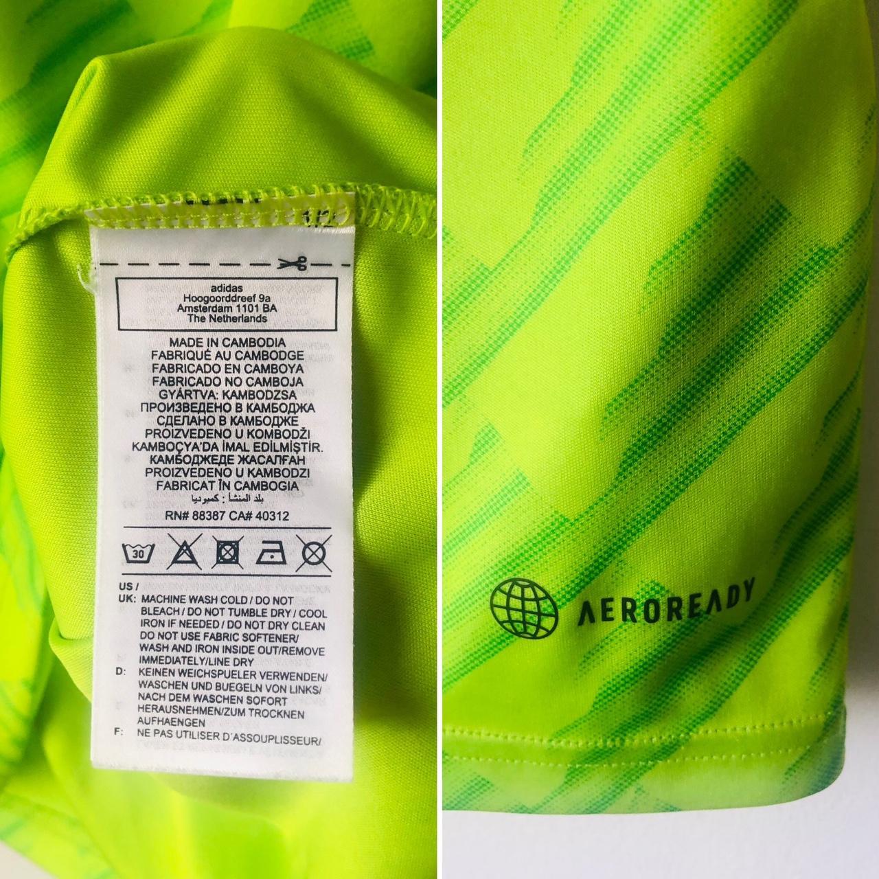 Manchester United 2022/23 Green Football Shirt (L)