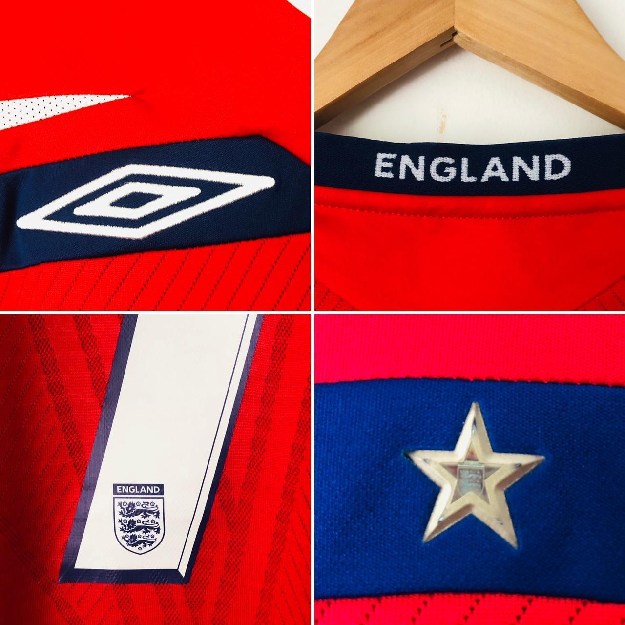 England 2008/2010 Red Away Football Shirt (L)