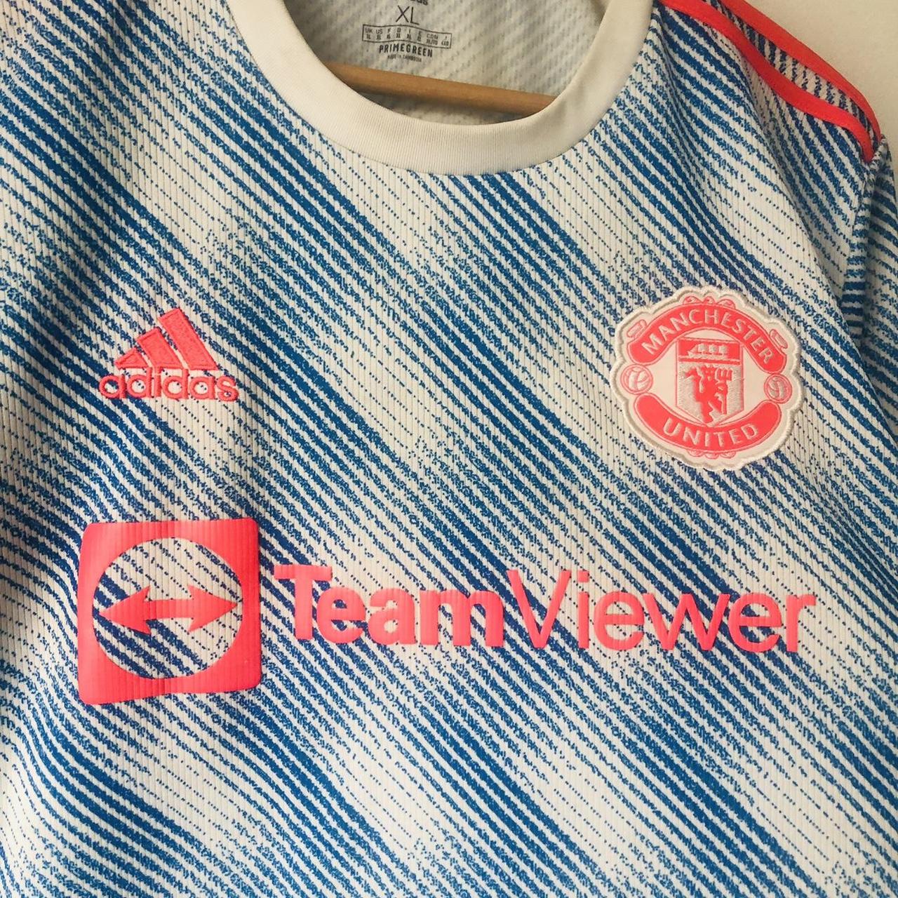 Manchester United 2021/2022 Blue & White Away Football Shirt (XL)