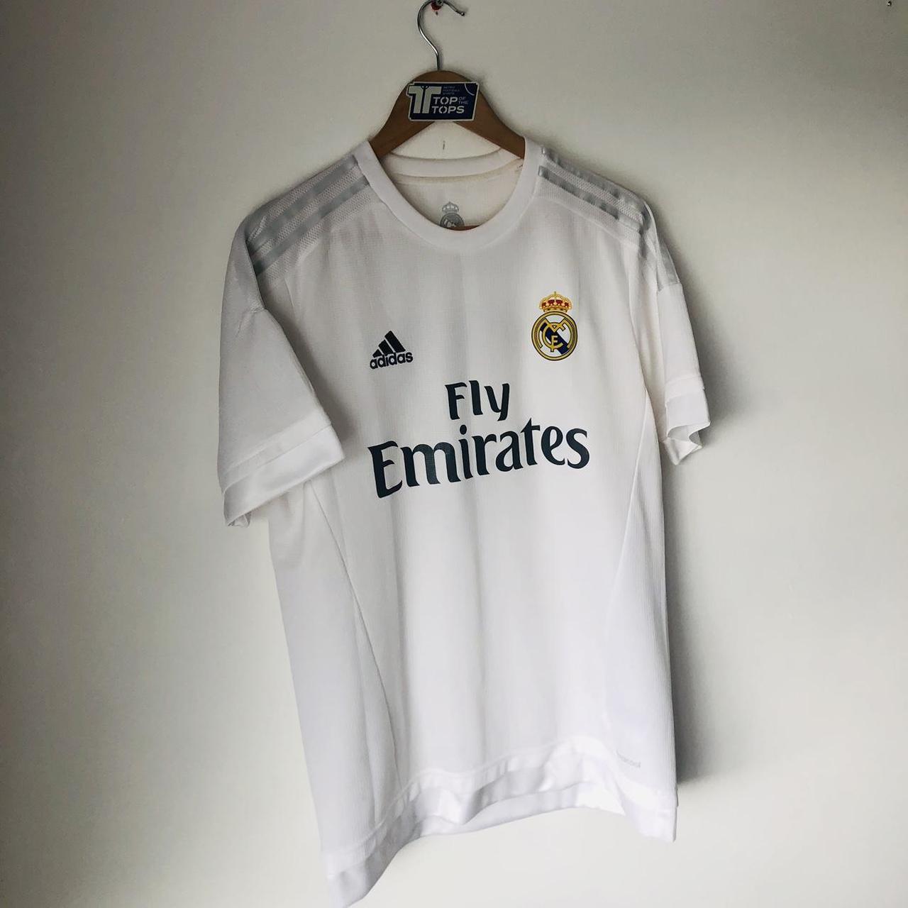Real Madrid 2015/2016 White Home Football Shirt (M)