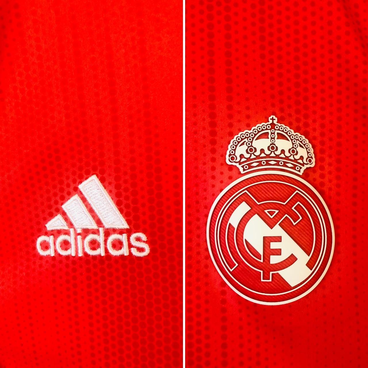 Real Madrid 2018/2019 Red Third Football Shirt (XXL)